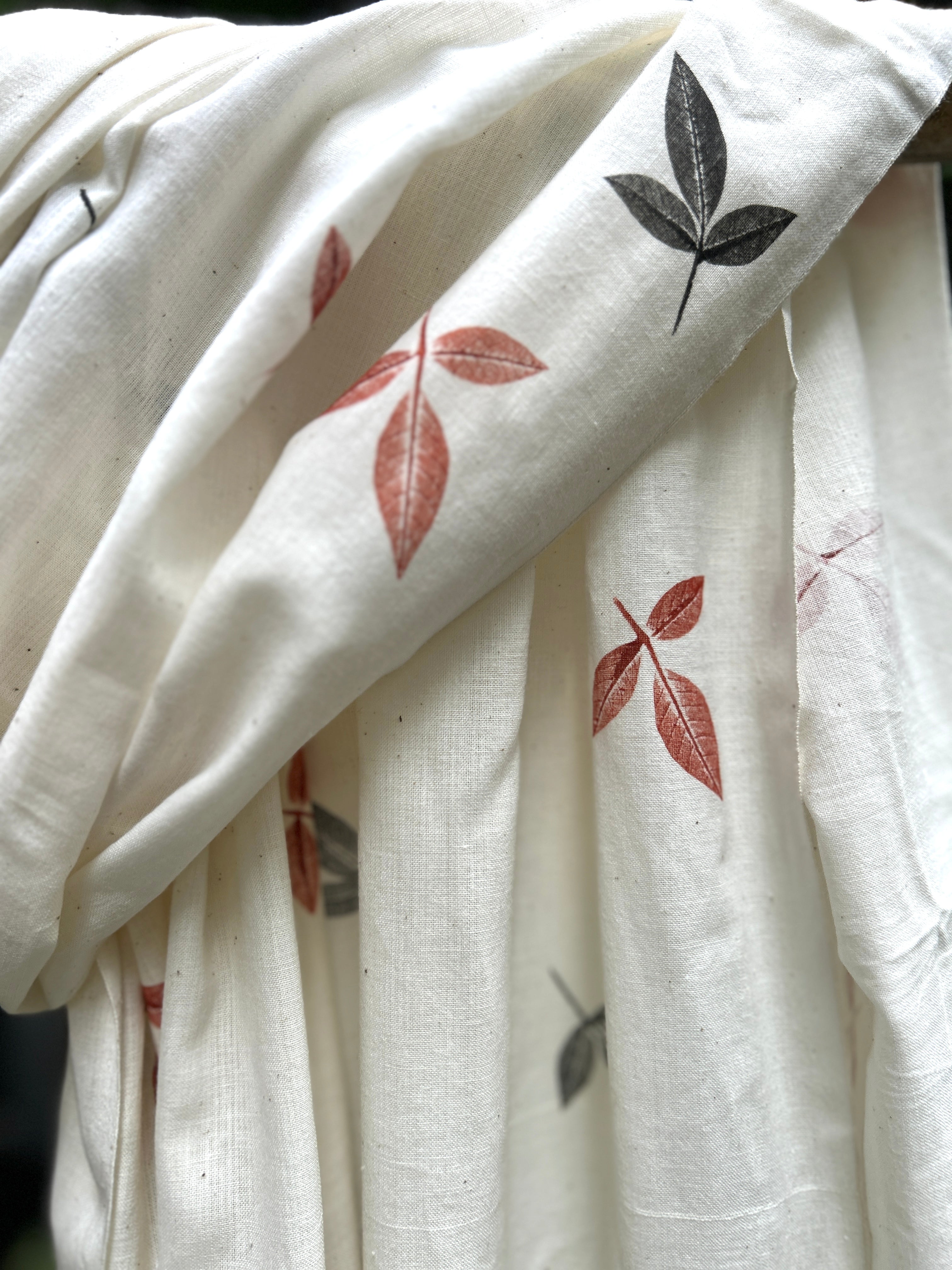RUI - Organic Cotton Stole - Leaf Print - Rust & Black