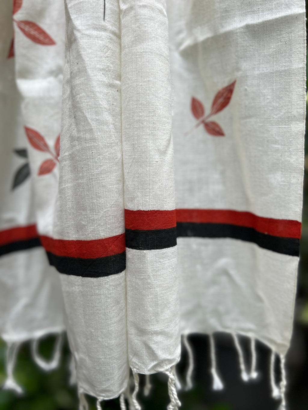 RUI - Organic Cotton Stole - Leaf Print - Rust & Black