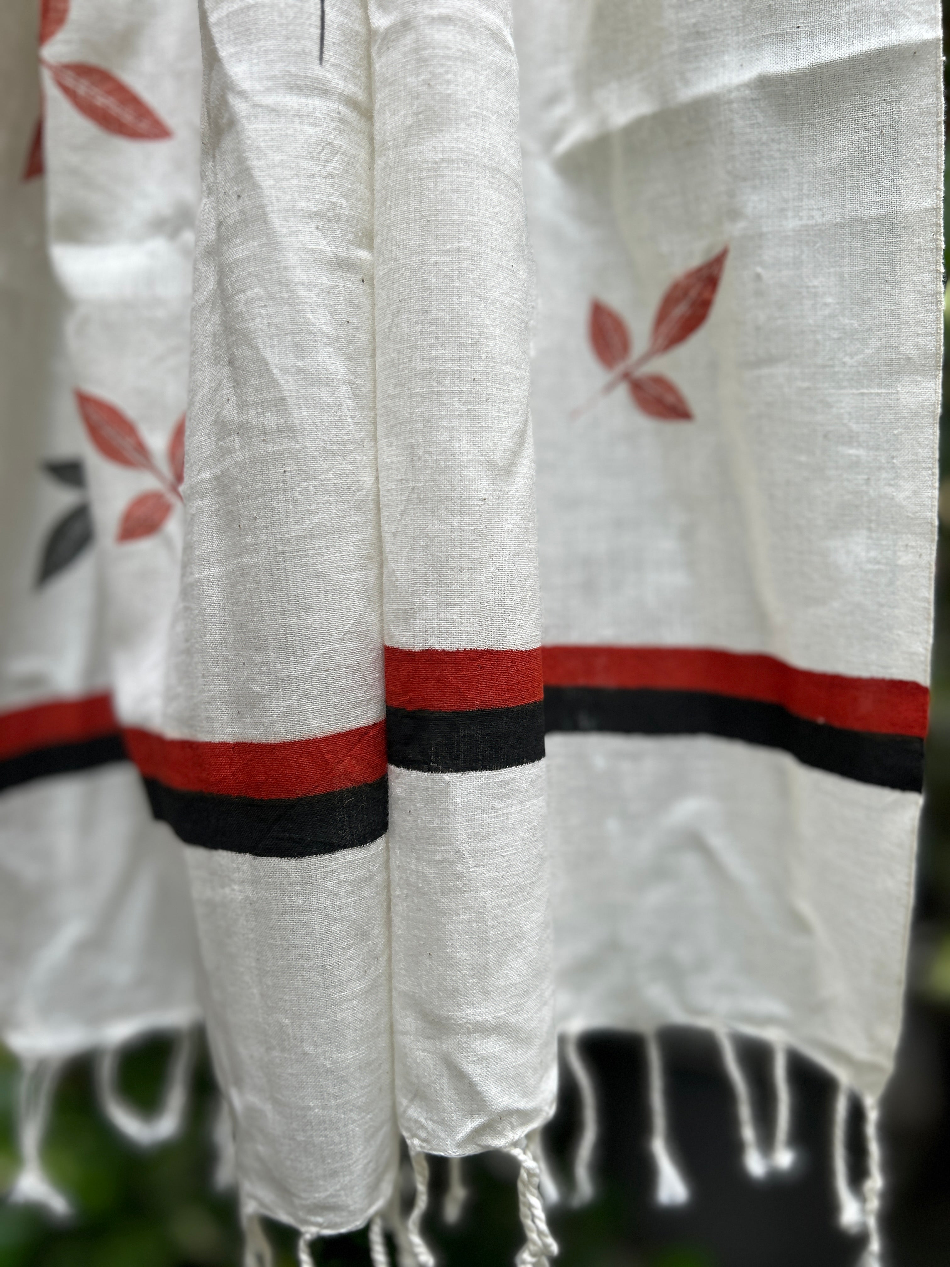 RUI - Organic Cotton Stole - Leaf Print - Rust & Black