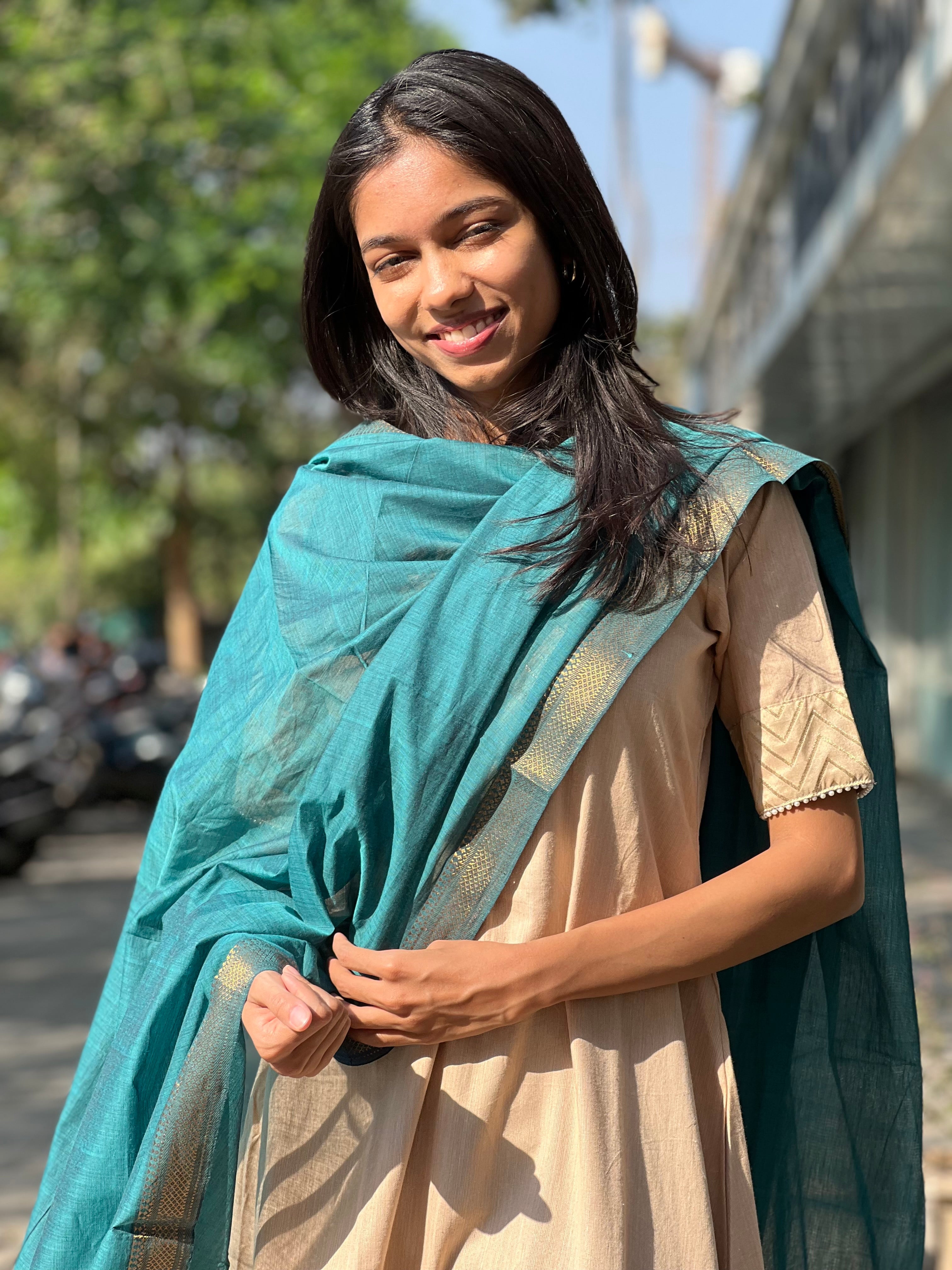 Mangalgiri Cotton Plain Dupatta with Nizam Border