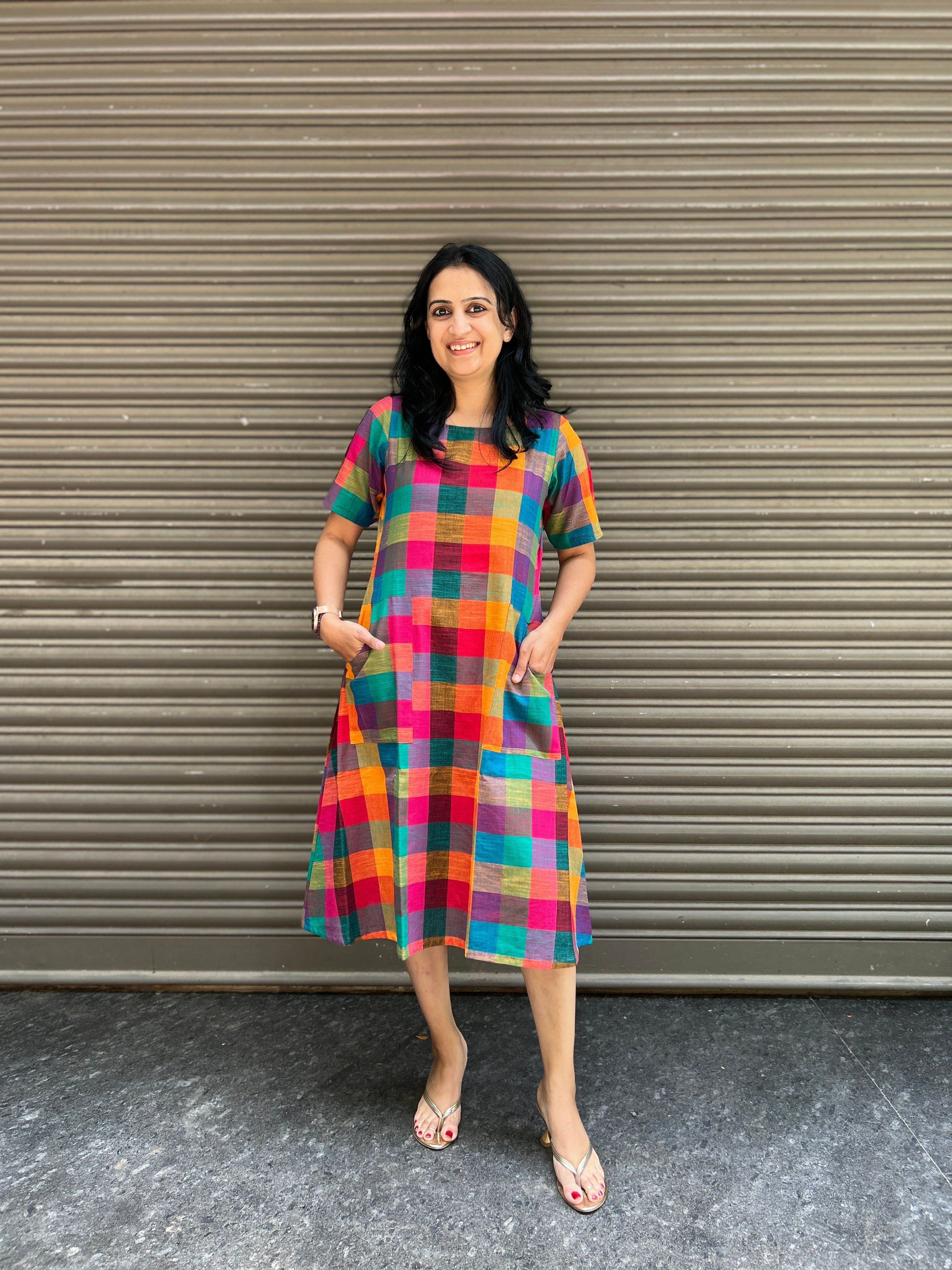 Woman's Casual Dress - Checks