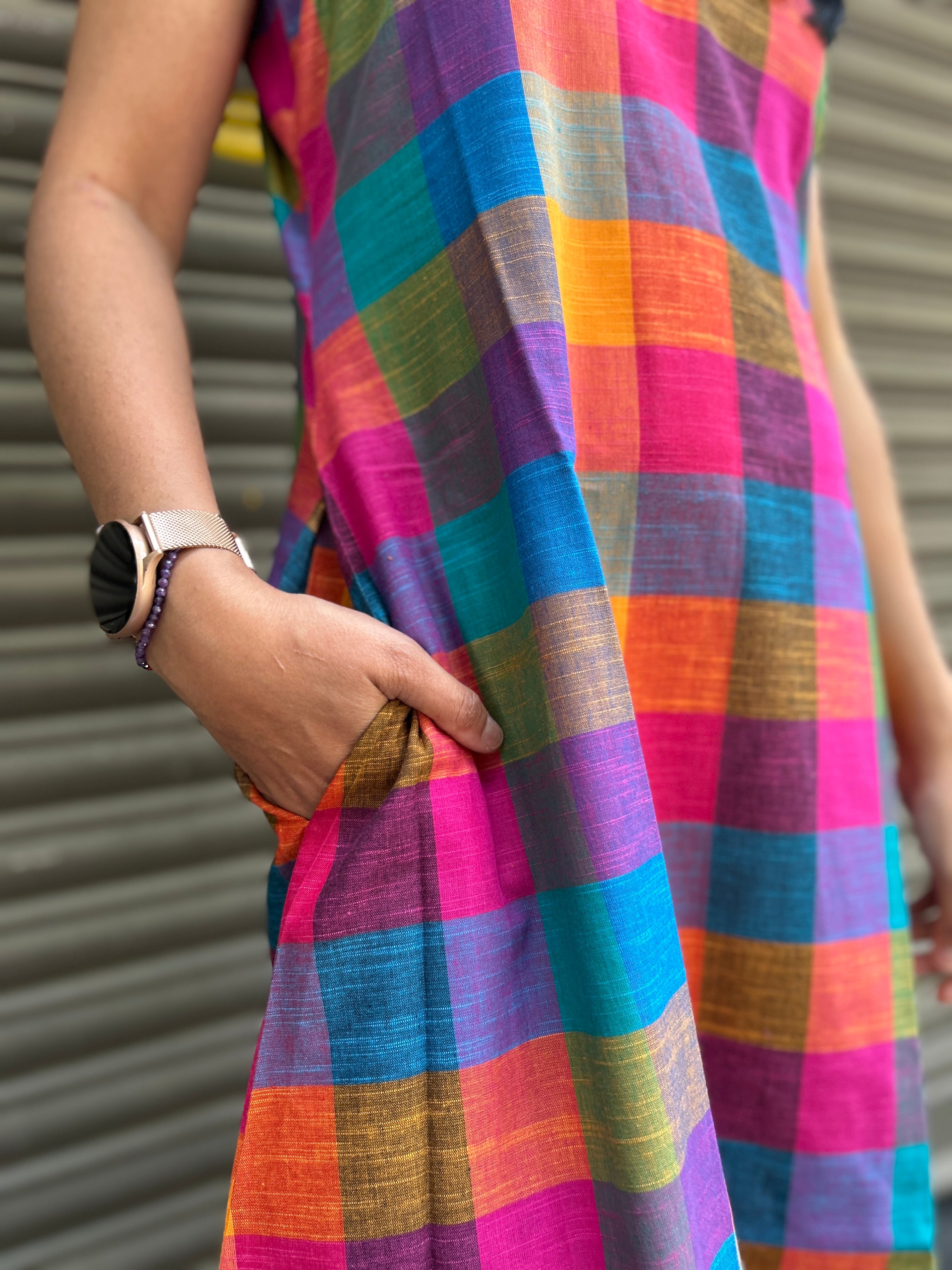 Woman's Casual Dress - Checks