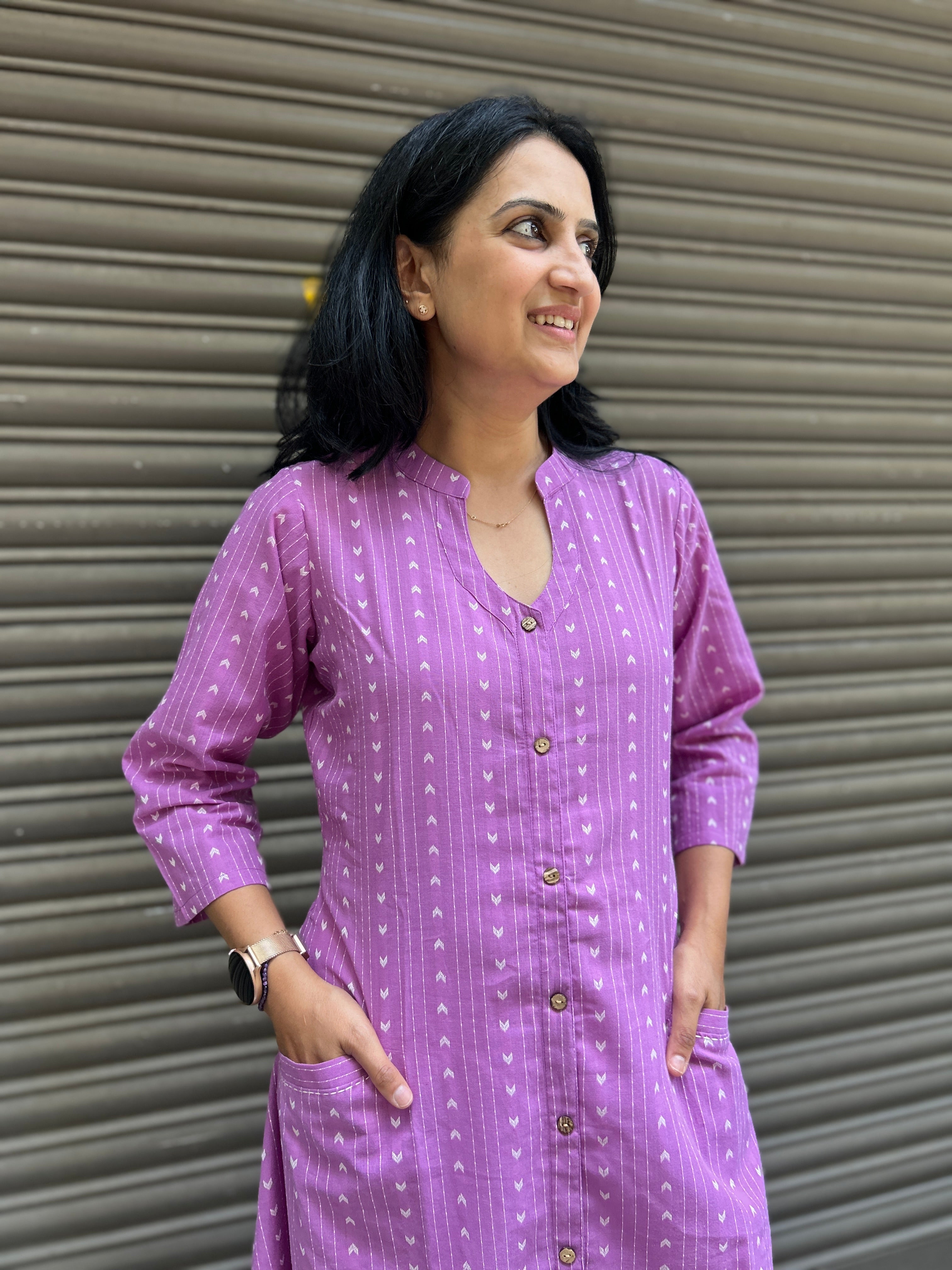 Woman's Casual Dress - Lavender Mangalgiri