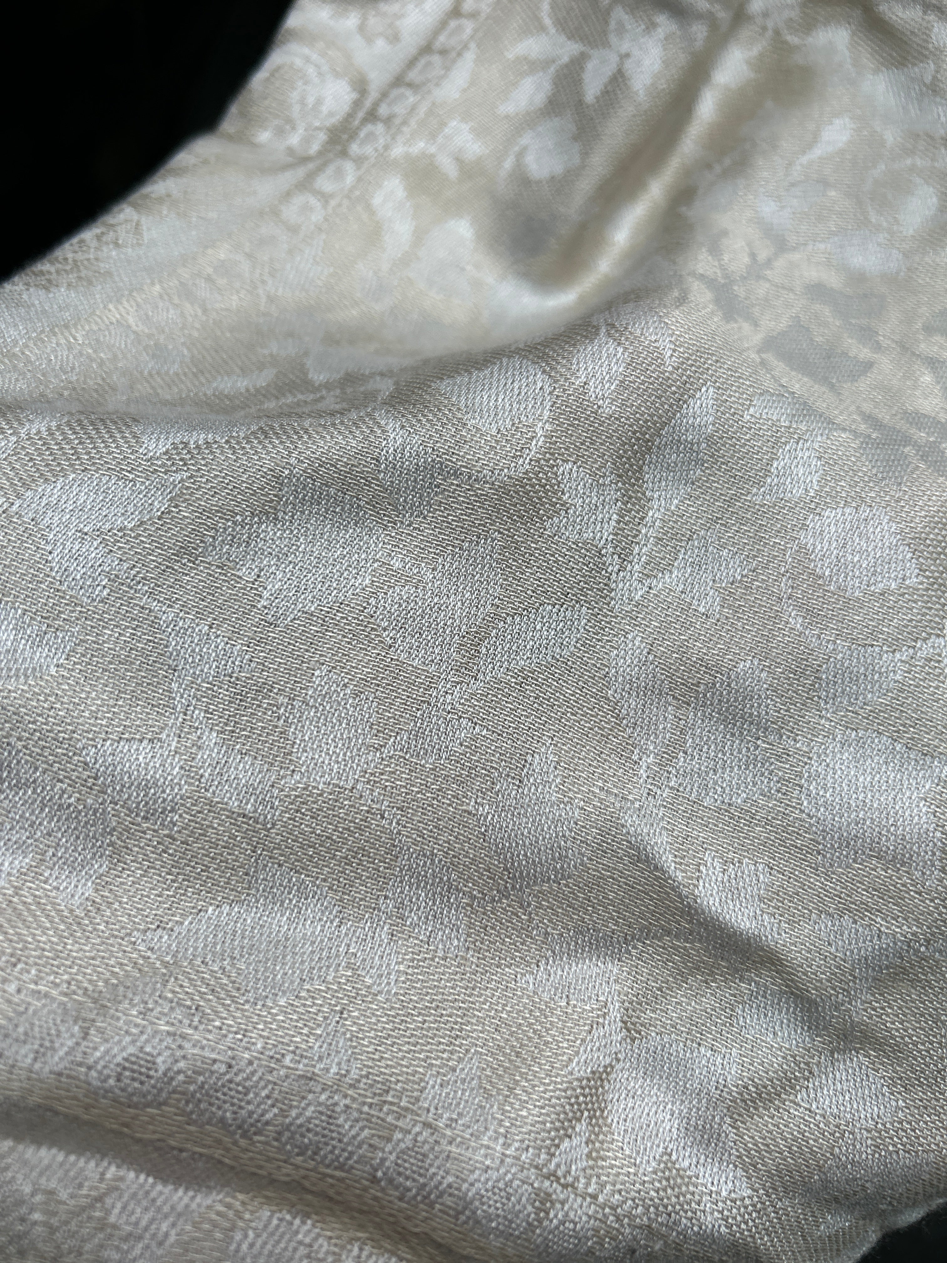 Kashmiri Stole-cum-Shawl