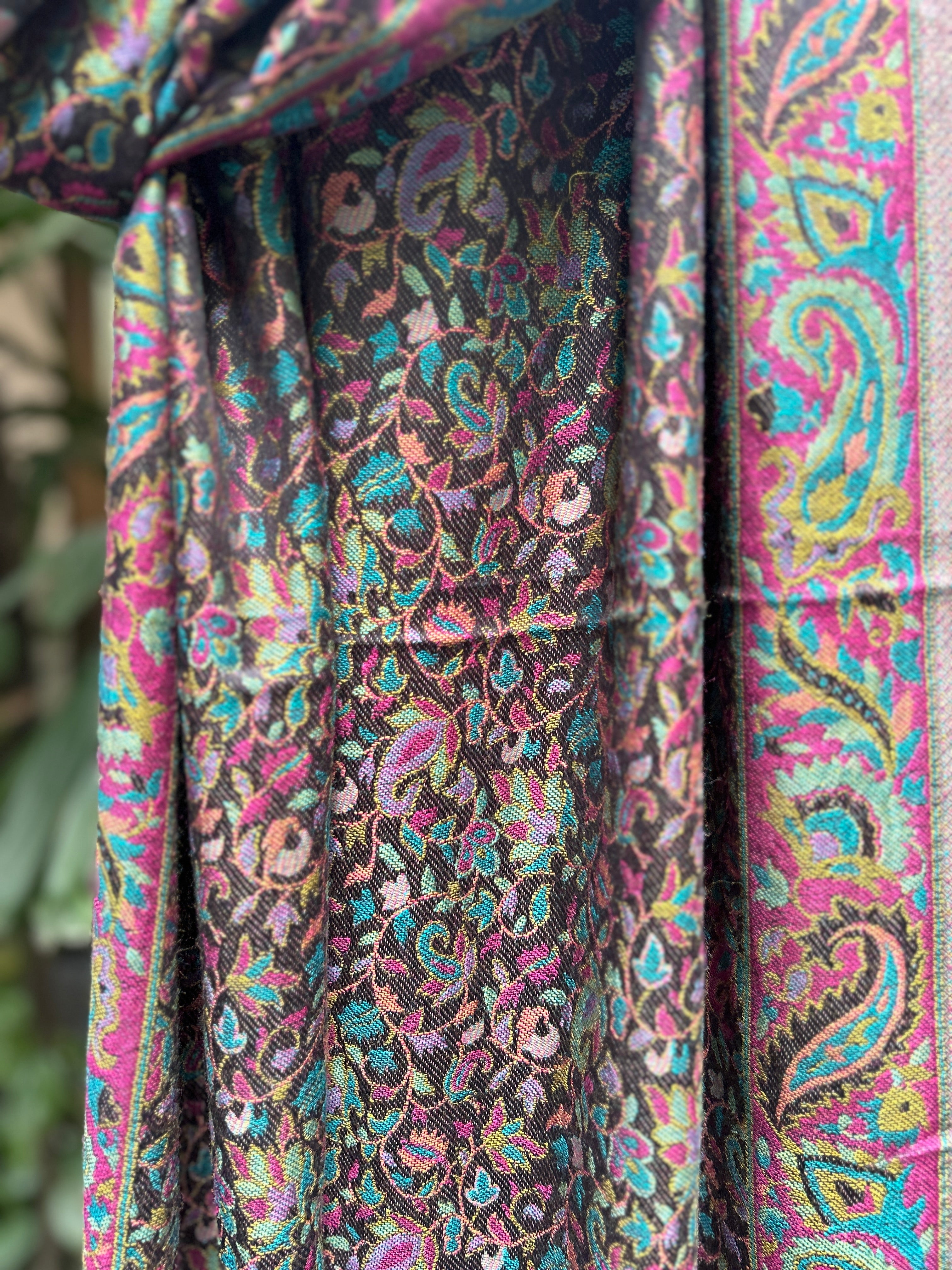 Kashmiri Stole-cum-Shawl