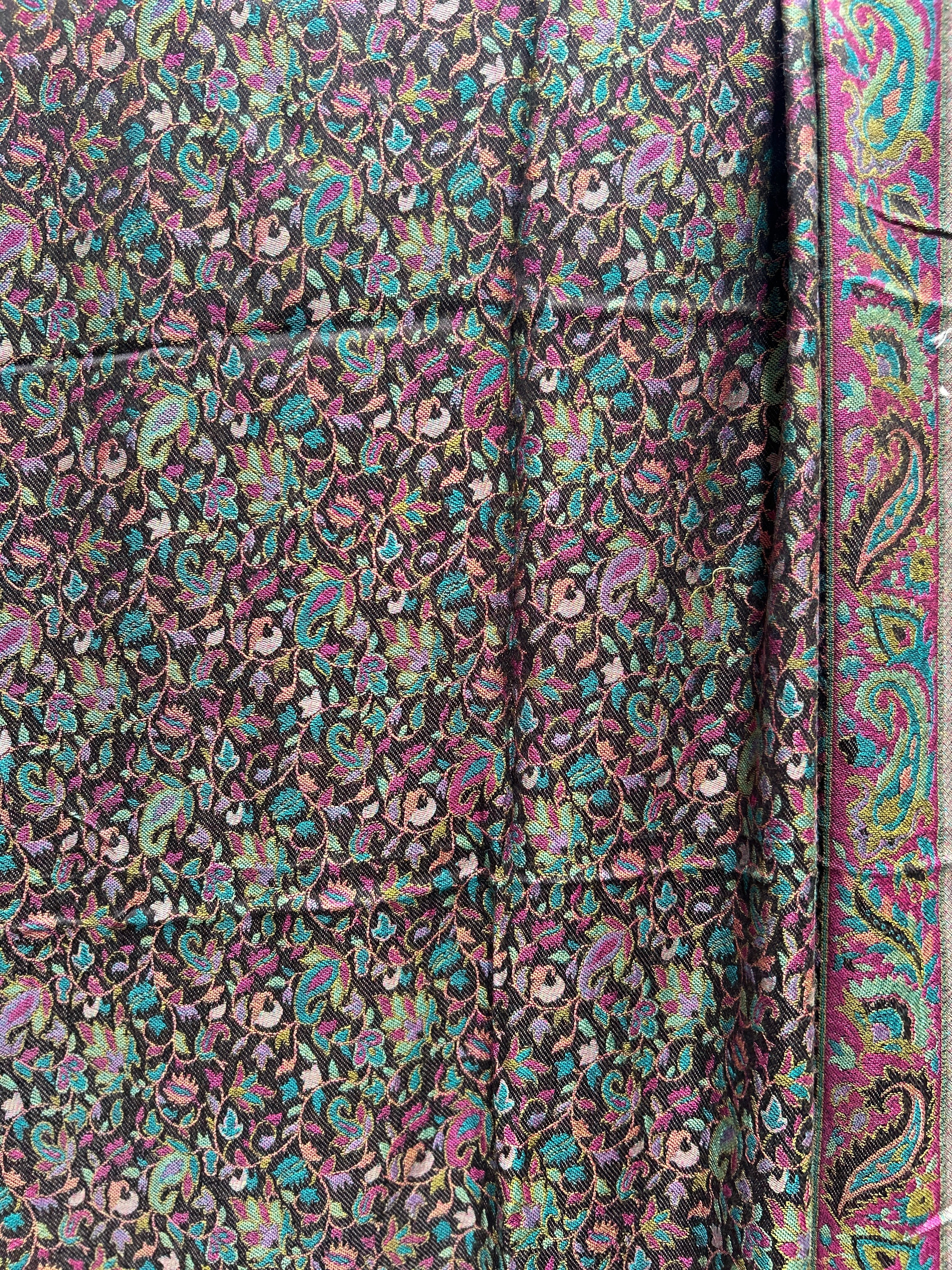 Kashmiri Stole-cum-Shawl