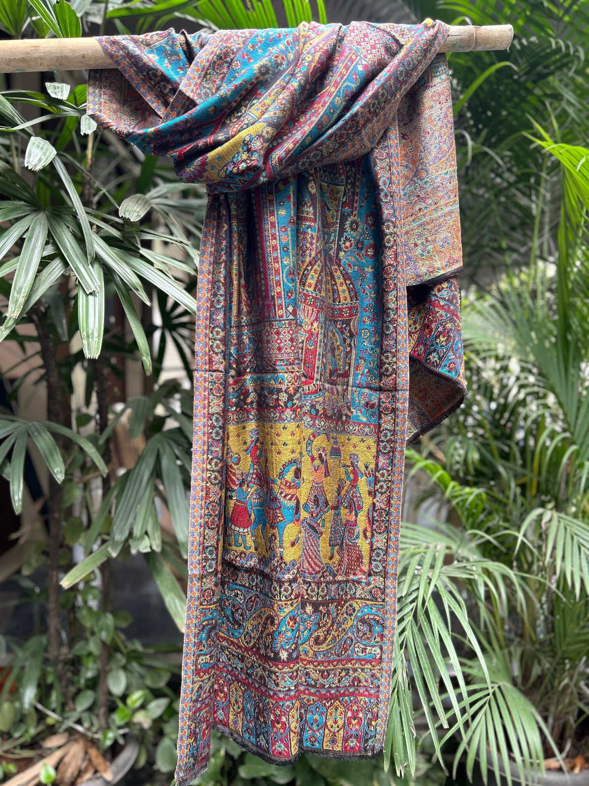 Kashmiri Stole-cum-Shawl