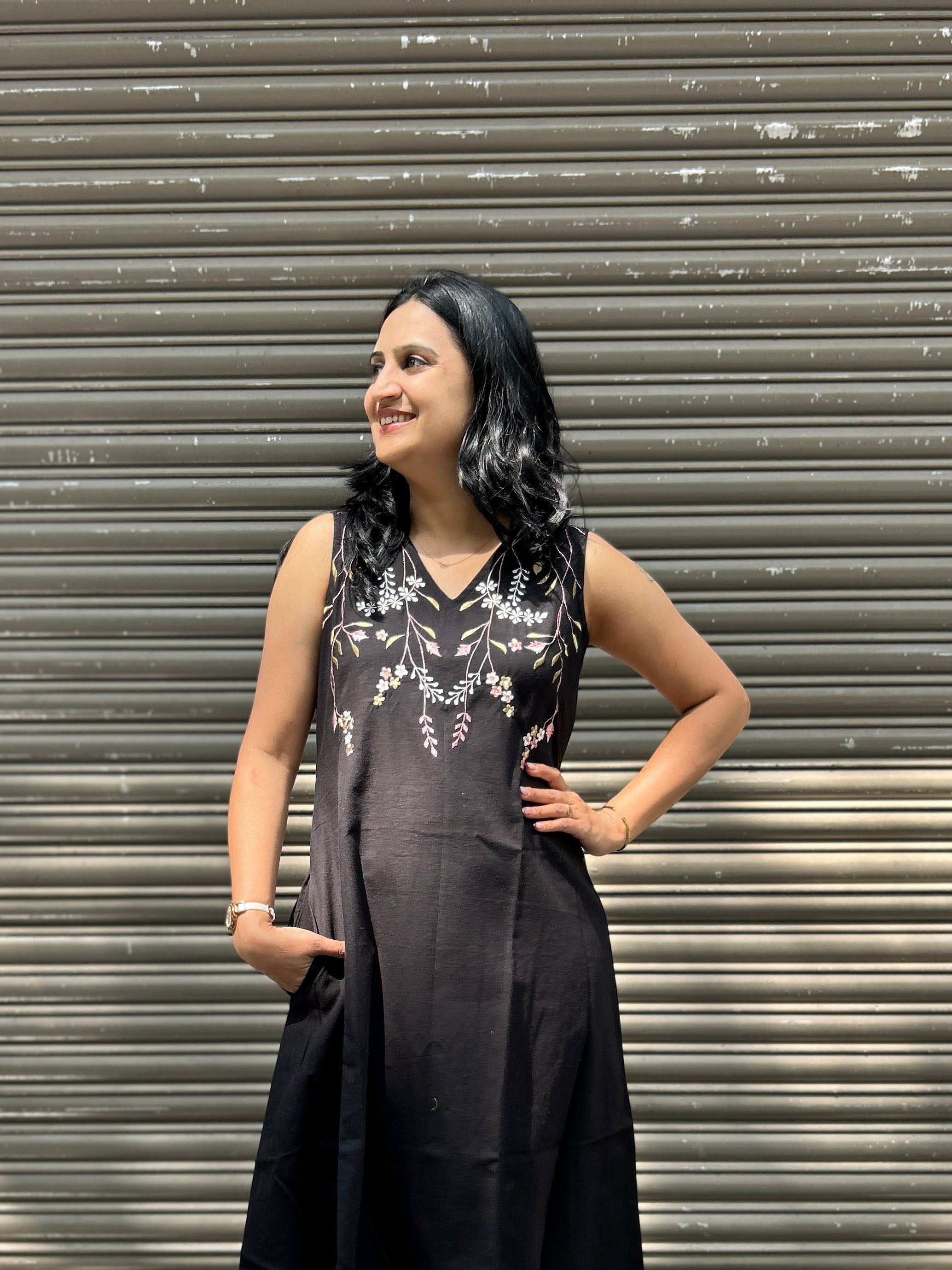 Woman's Casual Dress - Black