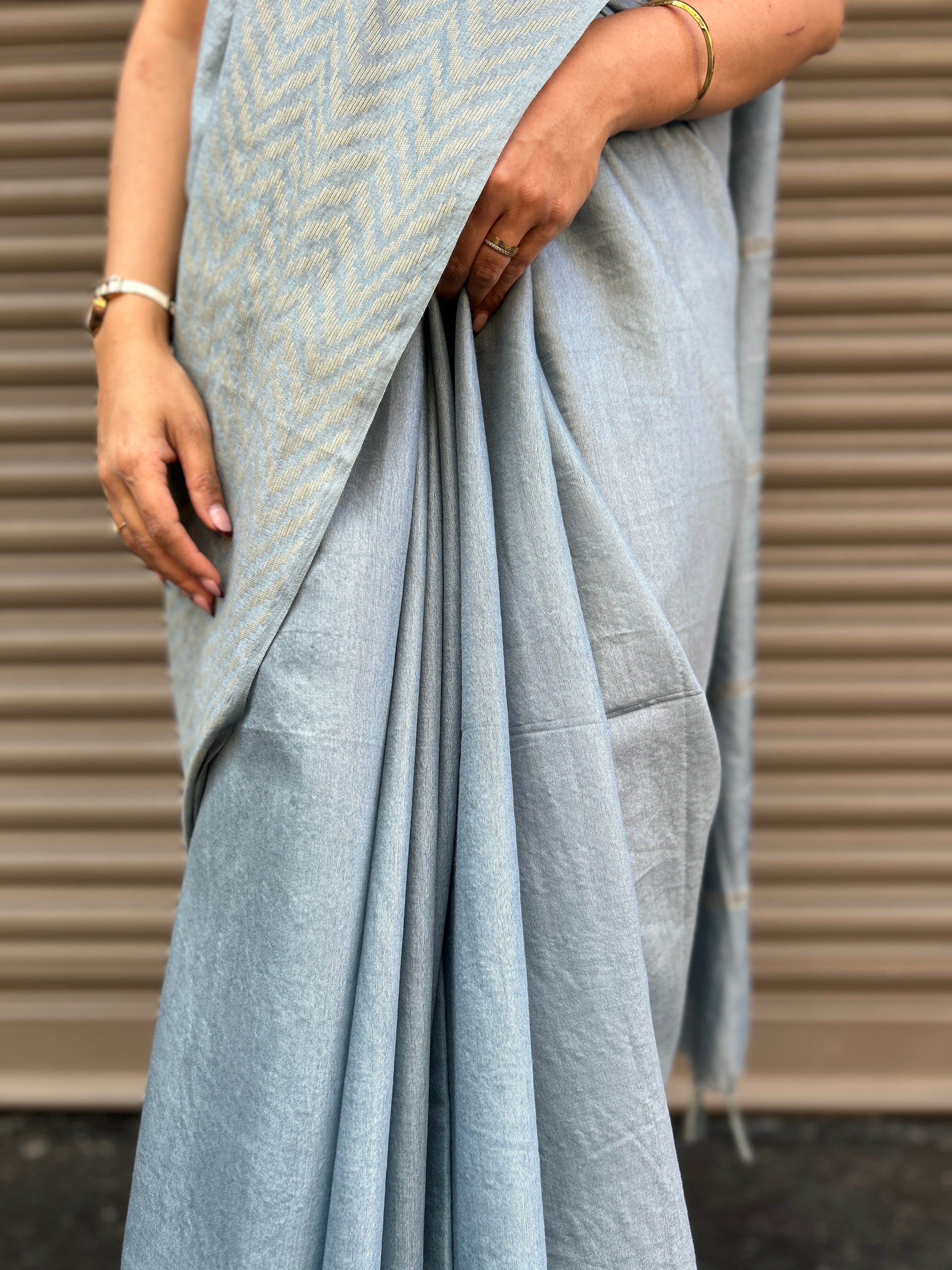 Cotton Silk Plain Saree - Grey