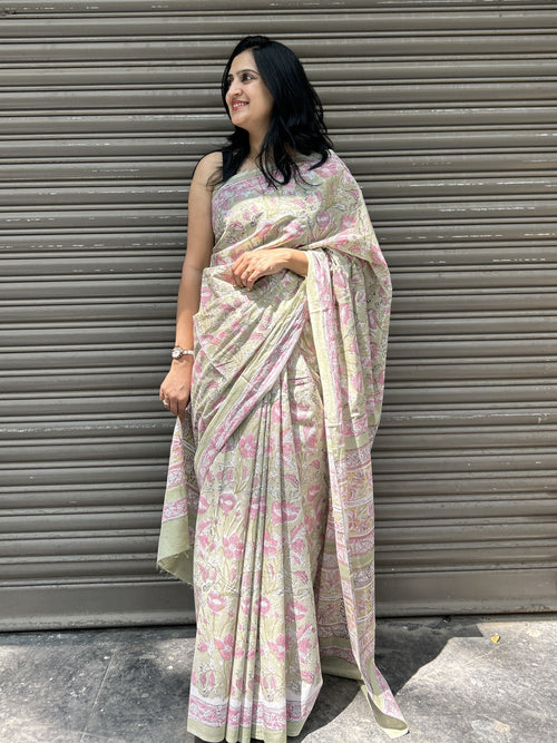 Baagru Mul Cotton Saree - Light Green