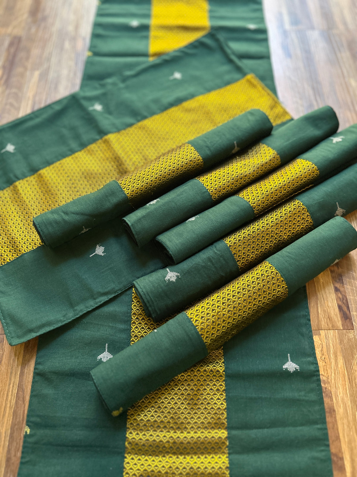 Table Mat & Table Runner Set - Green & Yellow Khun