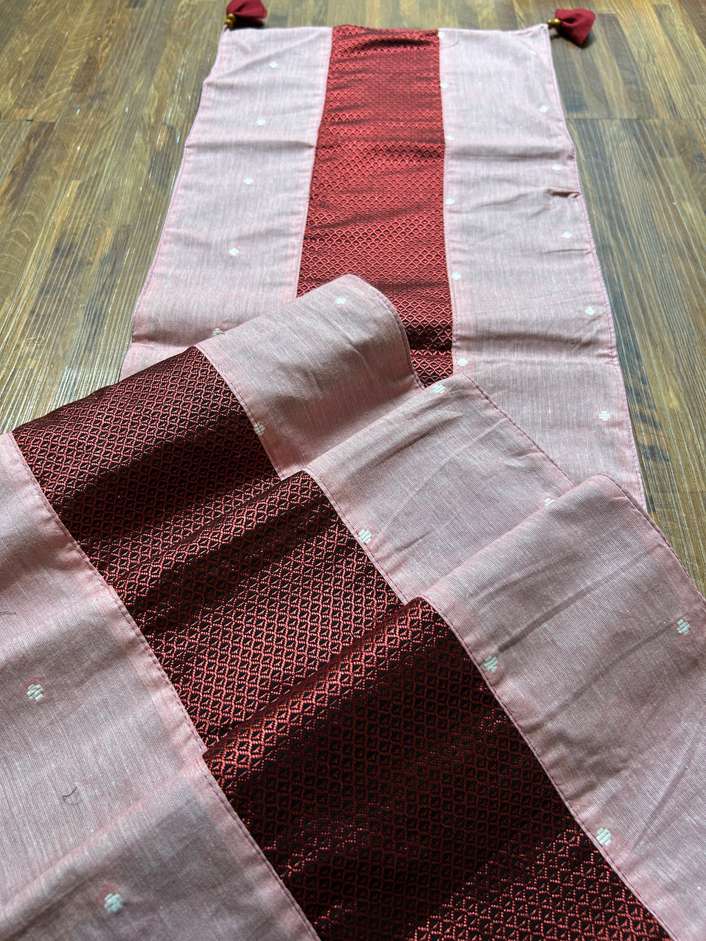 Falling Table Runner - Pink and Red Khun