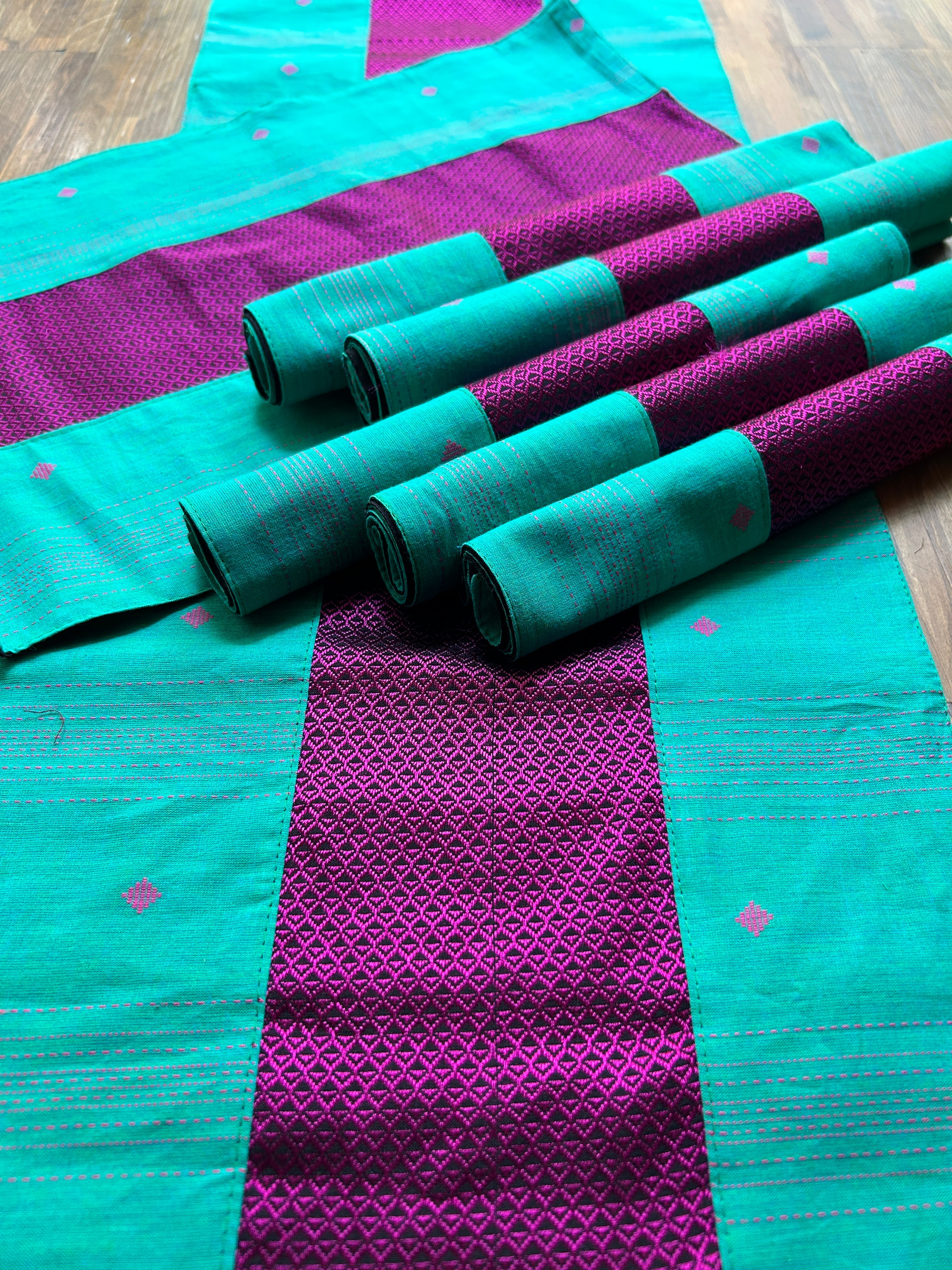 Table Mat & Table Runner Set - Green & Pink Khun