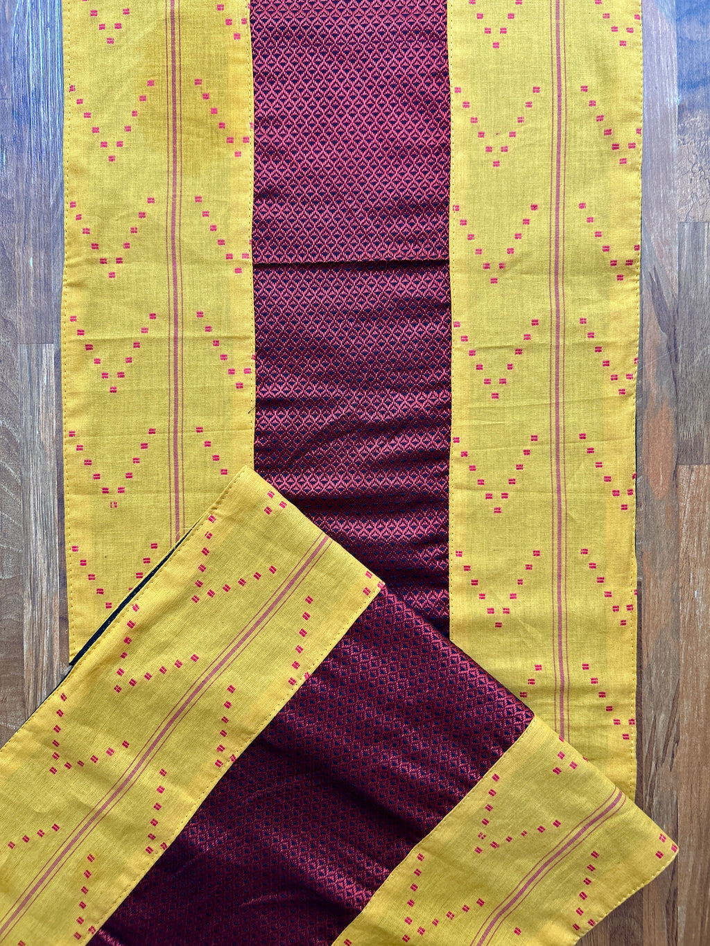 Table Mat & Table Runner Set - Yellow & Maroon Khun