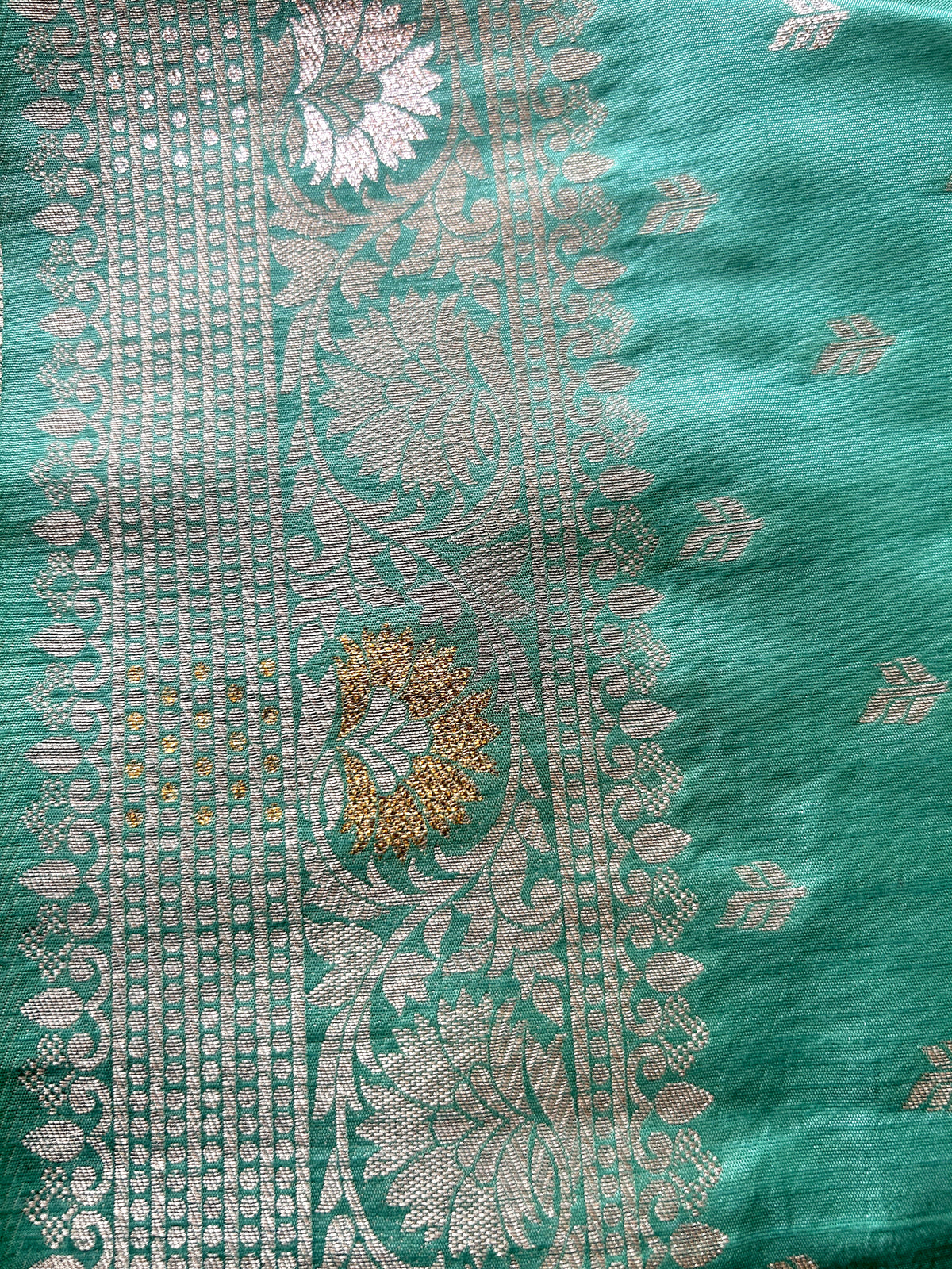 Malai Silk Saree - Pista Green