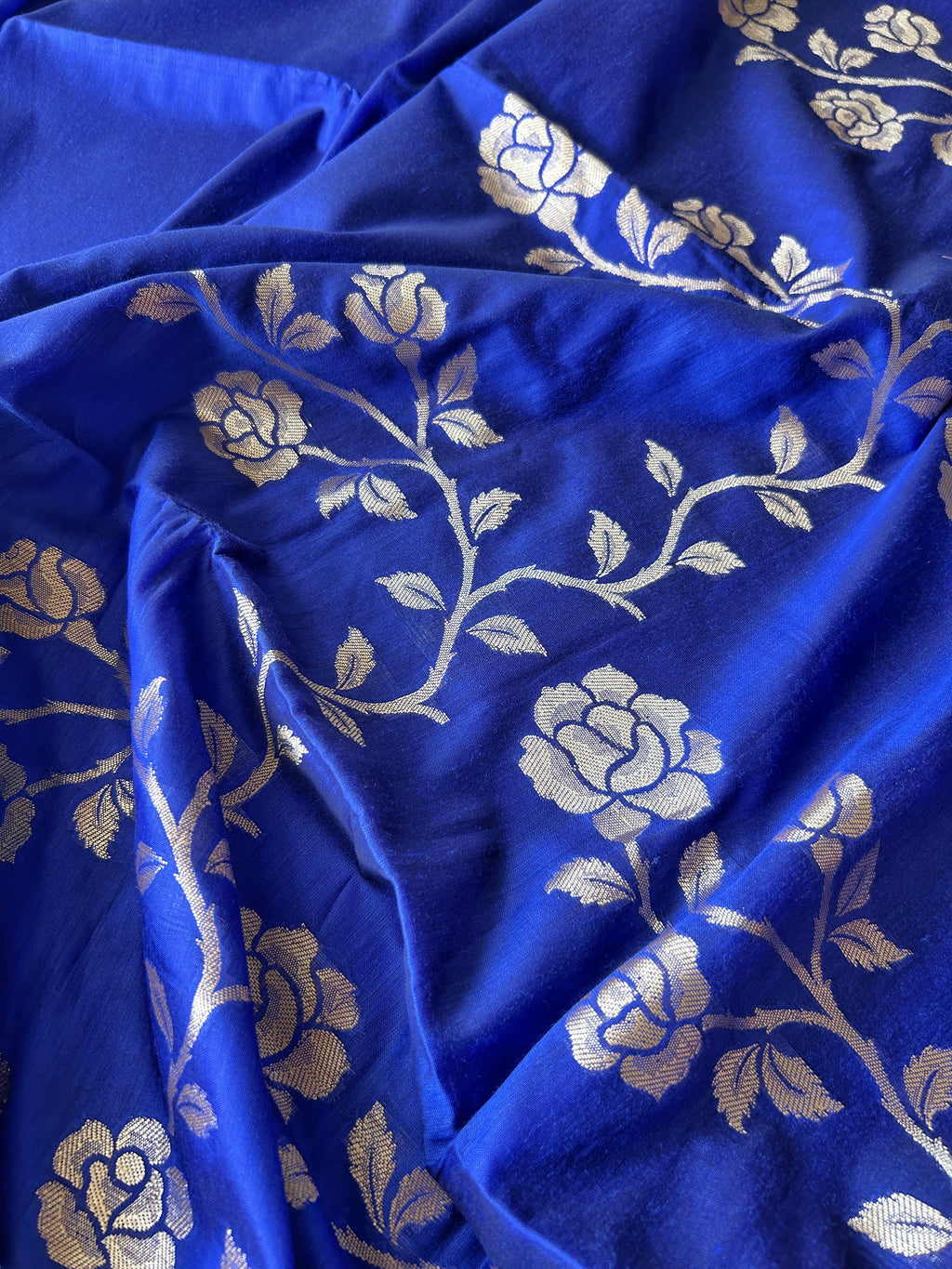 Rose Border Soft Silk Saree - Royal Blue
