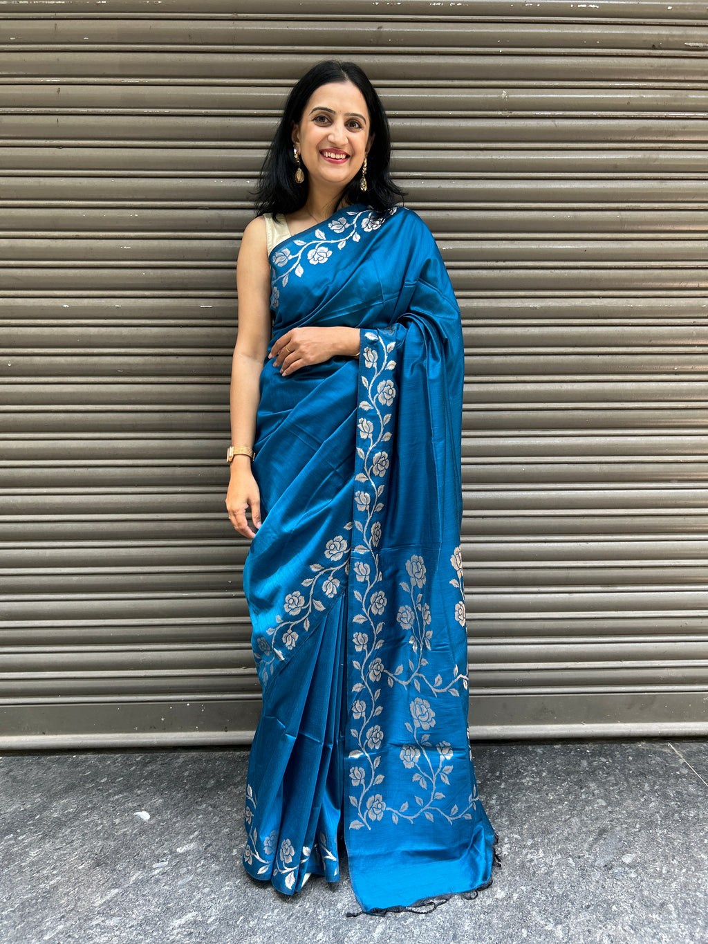 Rose Border Soft Silk Saree - Turquoise
