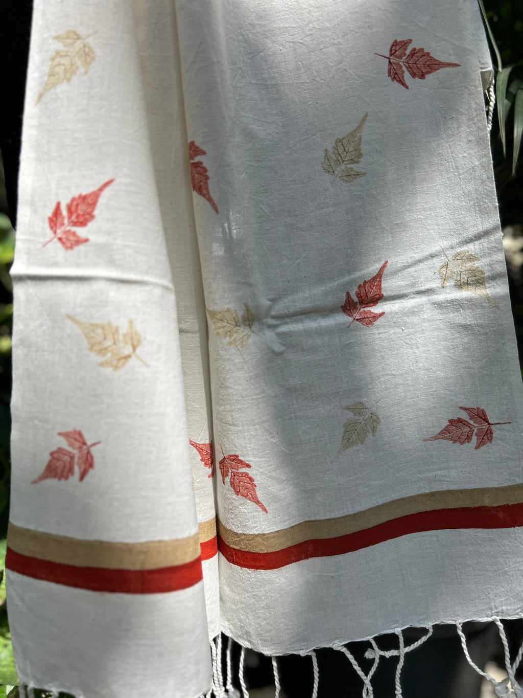 RUI - Organic Cotton Stole - Leaf Print -Rust