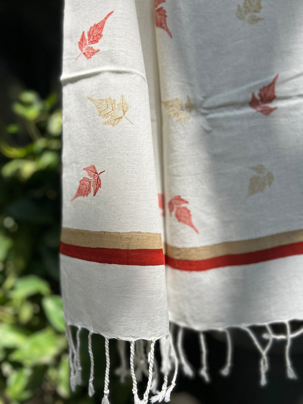RUI - Organic Cotton Stole - Leaf Print -Rust