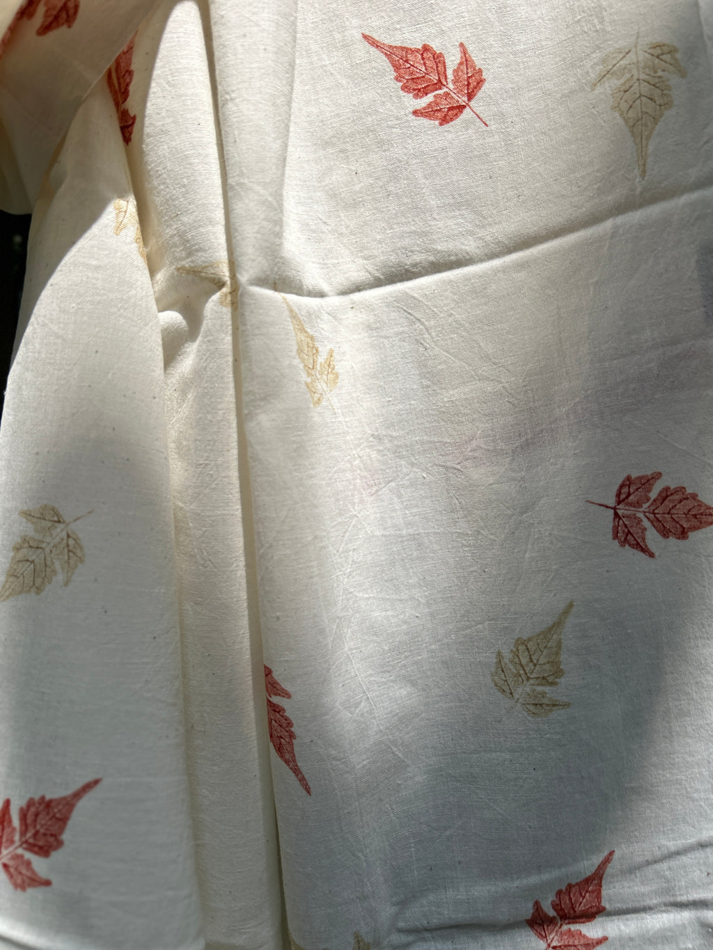 RUI - Organic Cotton Stole - Leaf Print -Rust