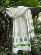 RUI - Organic Cotton Stole - Leaf Print - Green
