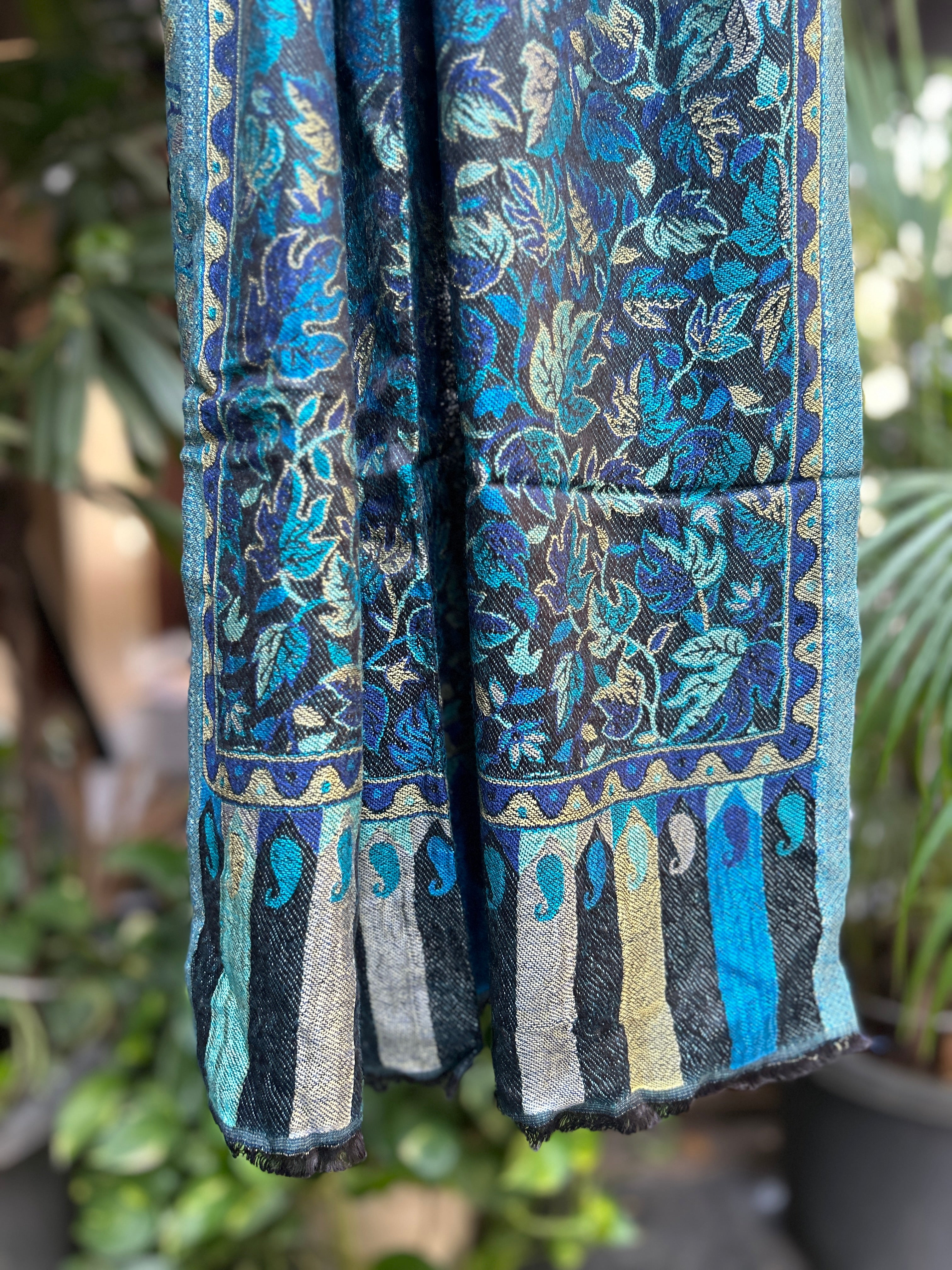 Kashmiri Stole-cum-Shawl