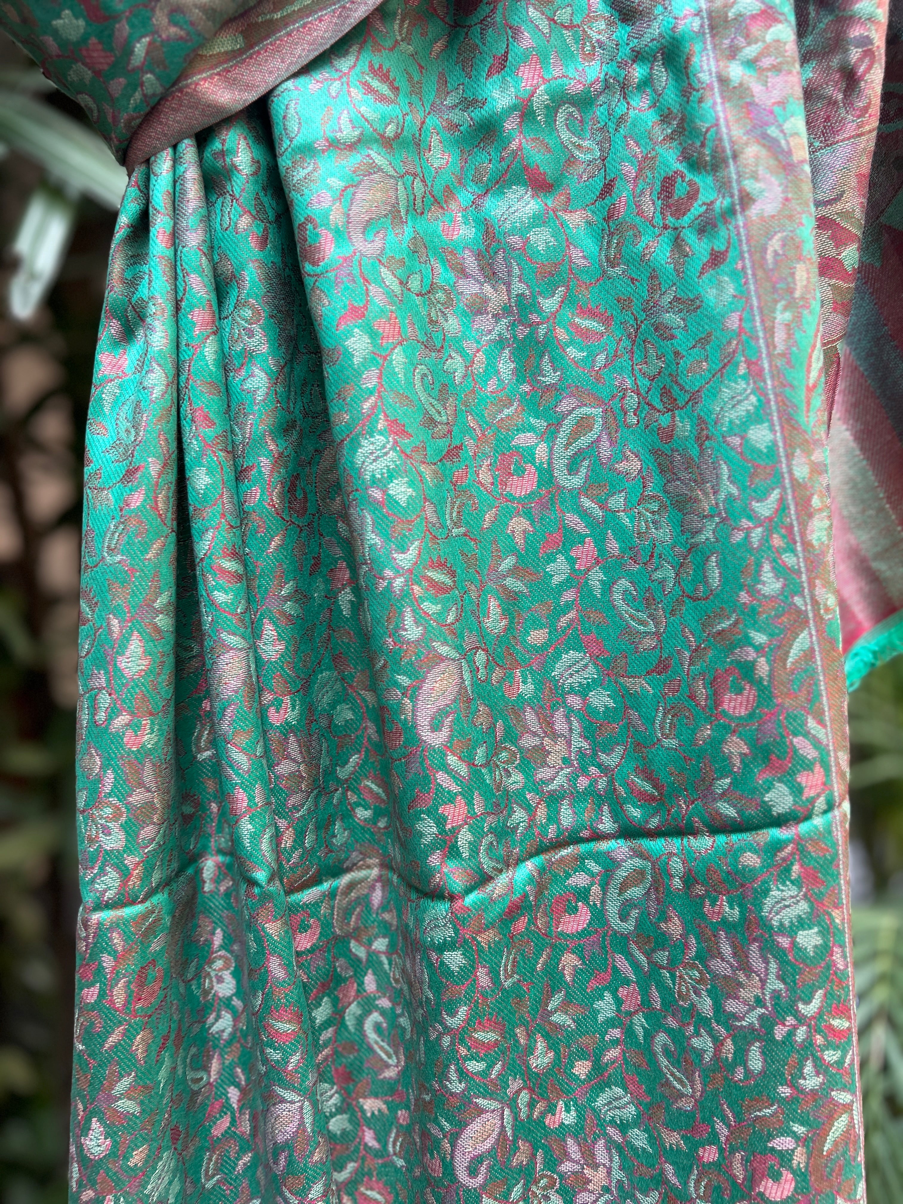 Kashmiri Stole-cum-Shawl
