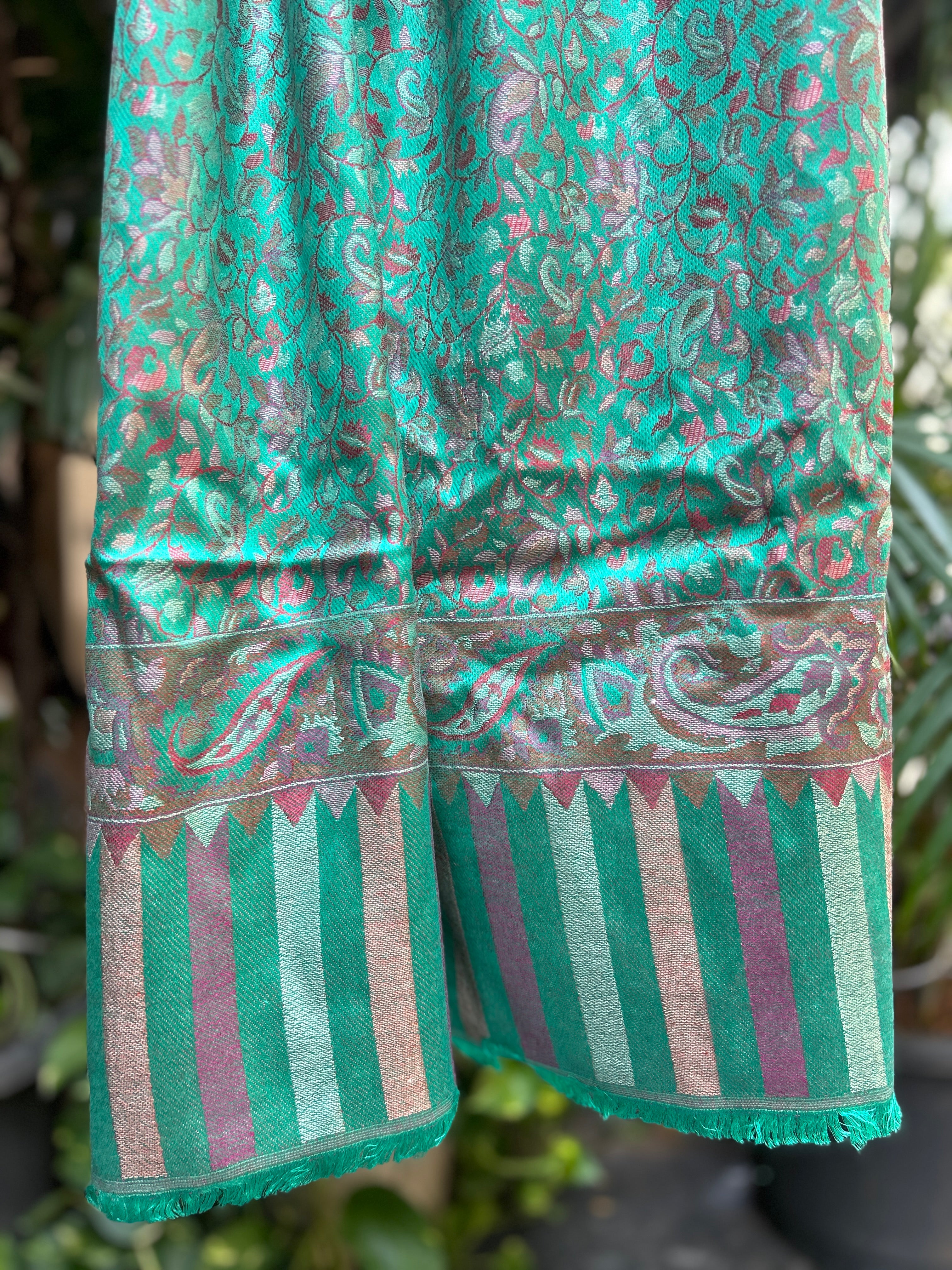 Kashmiri Stole-cum-Shawl