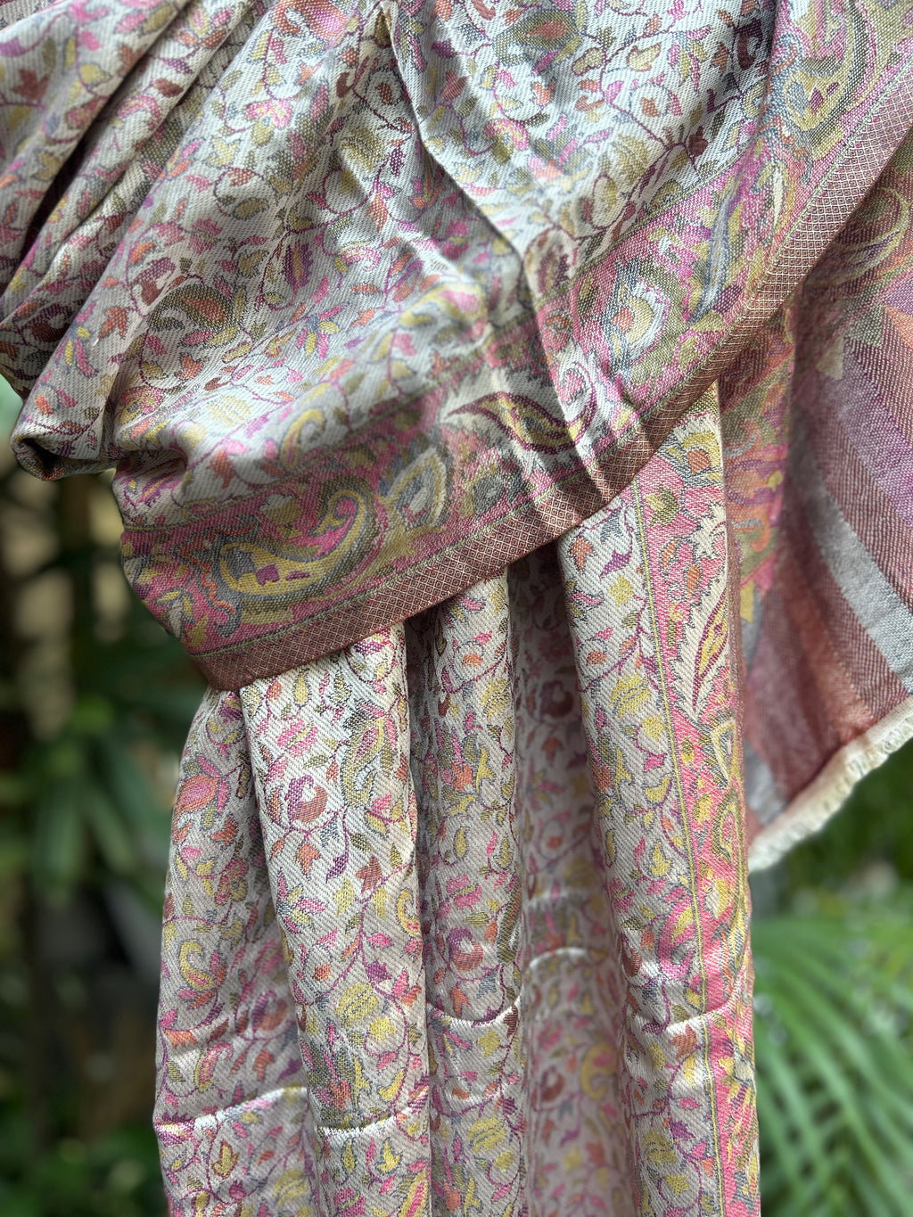 Kashmiri Stole-cum-Shawl