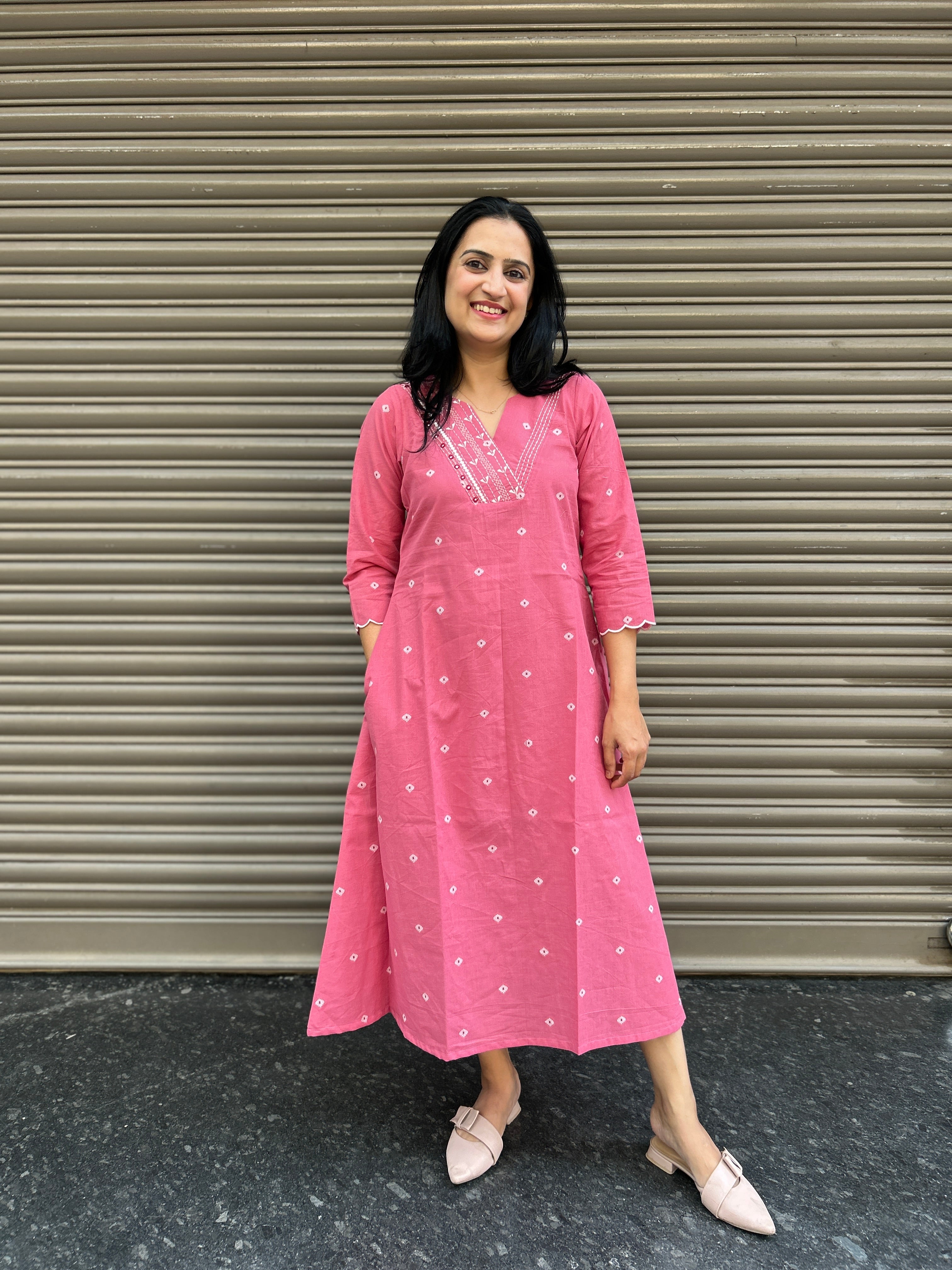 Woman's Casual Dress - Pink