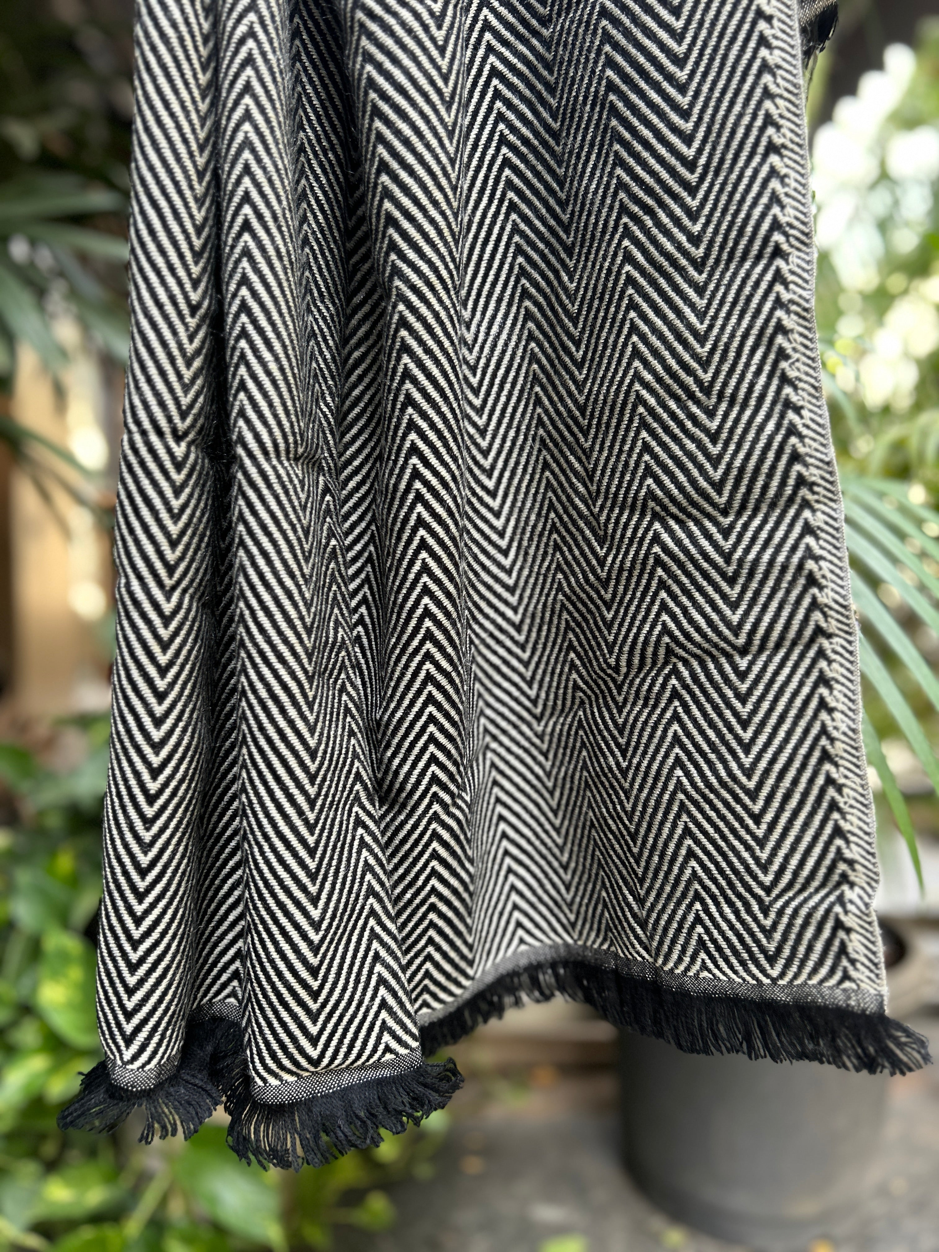 Kashmiri Stole-cum-Shawl
