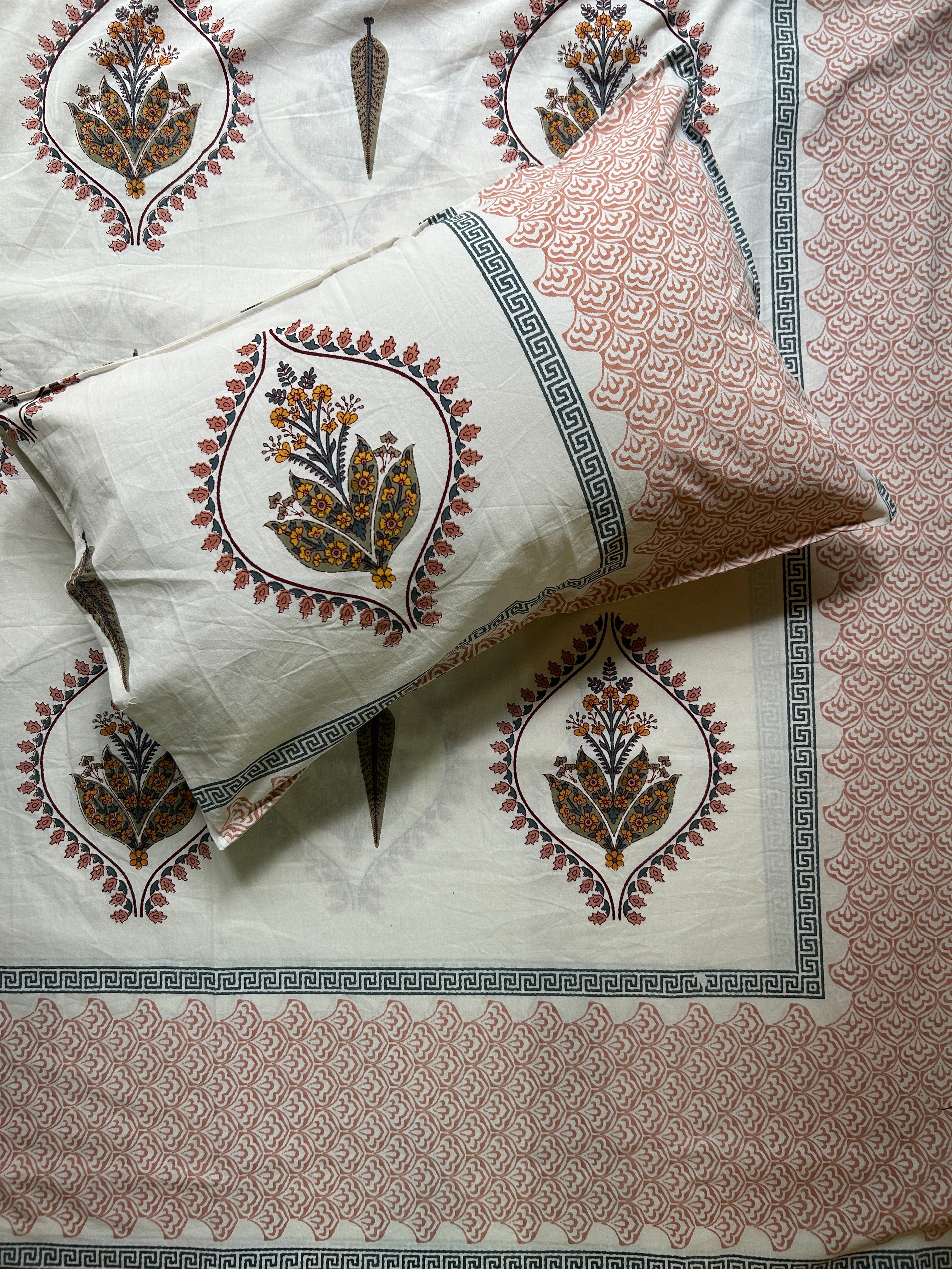 Baagh Superking Bedsheet - Peach & Grey