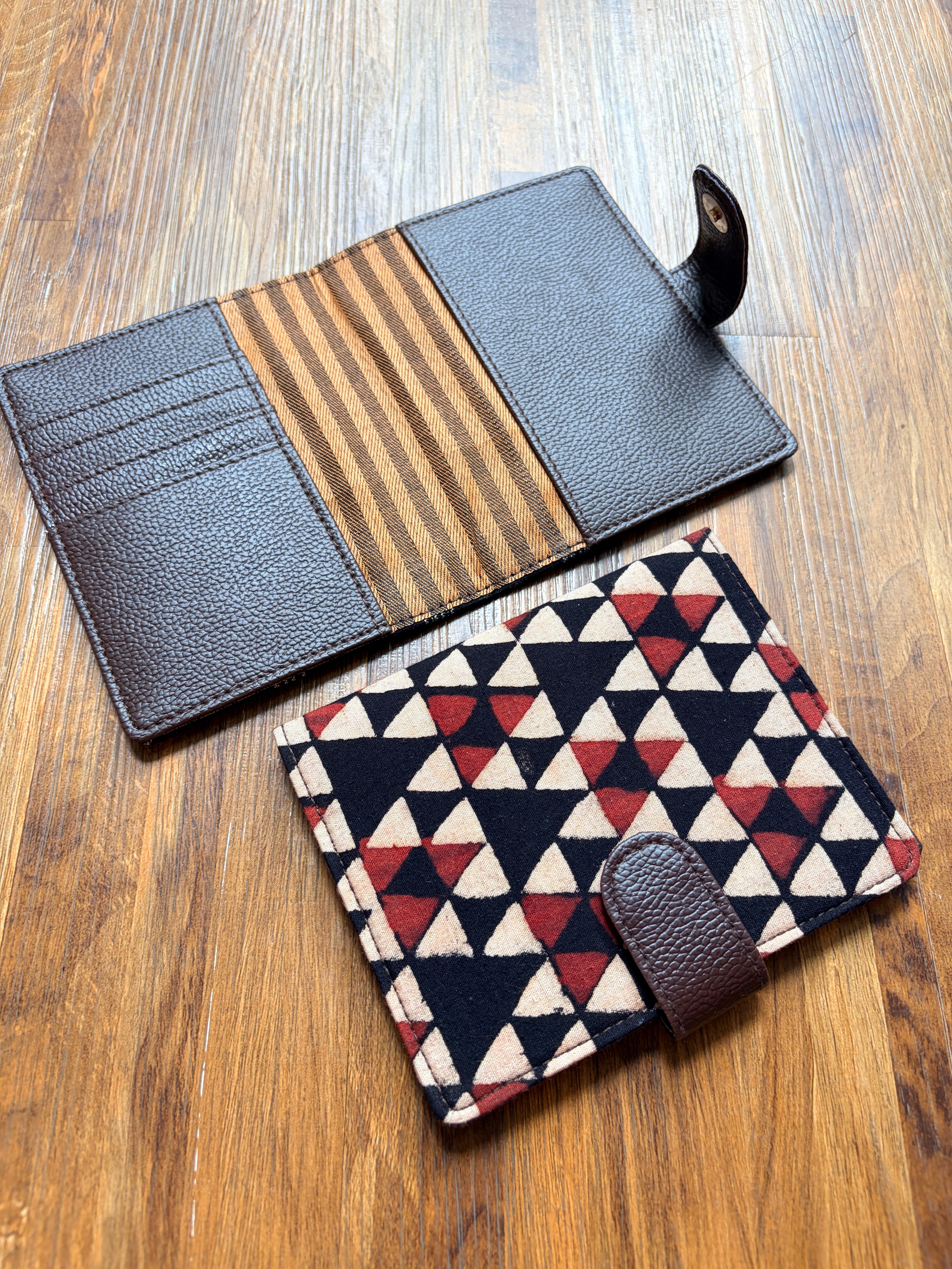 Leather Passport Holder - Brown
