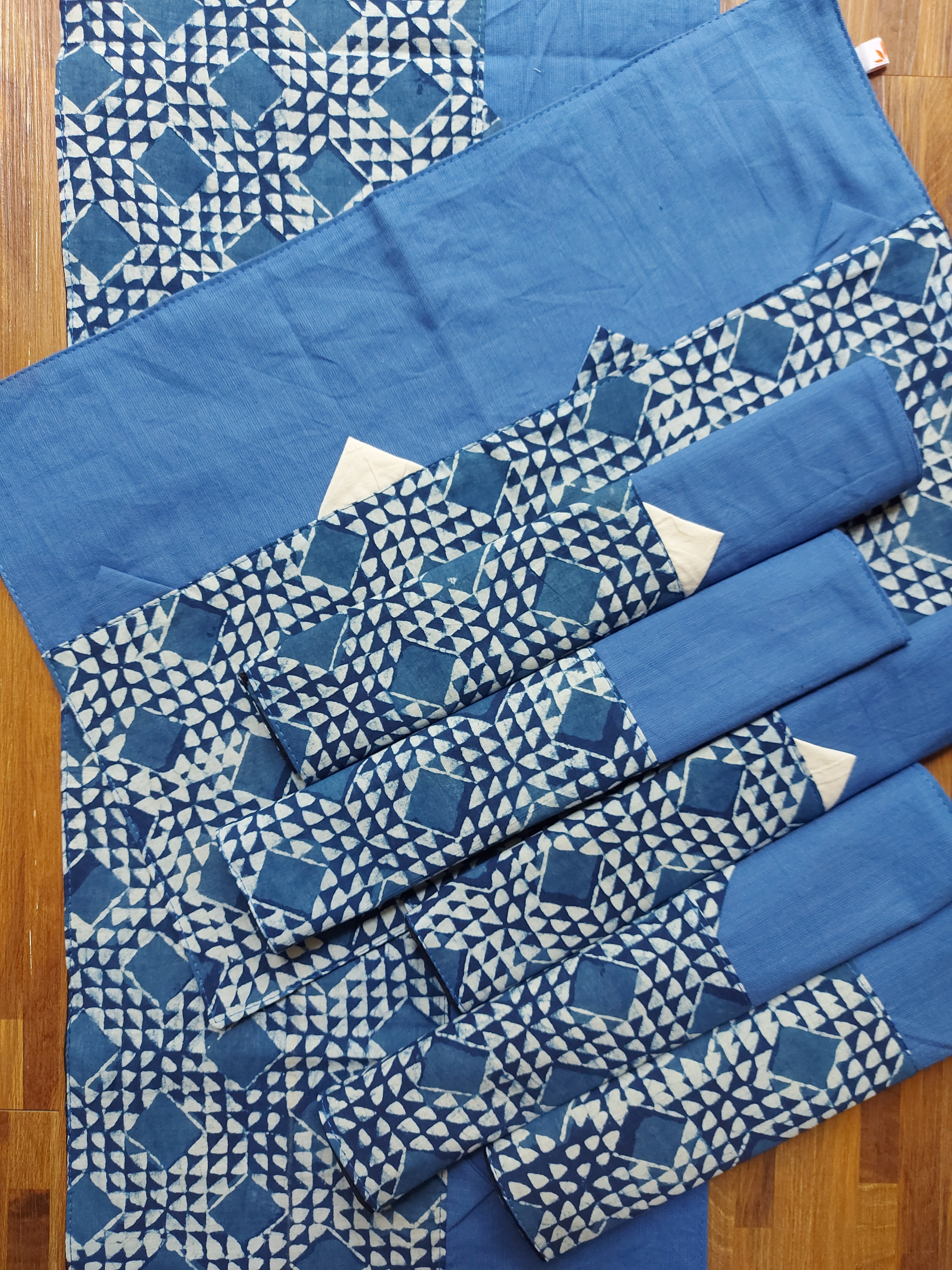 Table Mat & Table Runner Set - Indigo