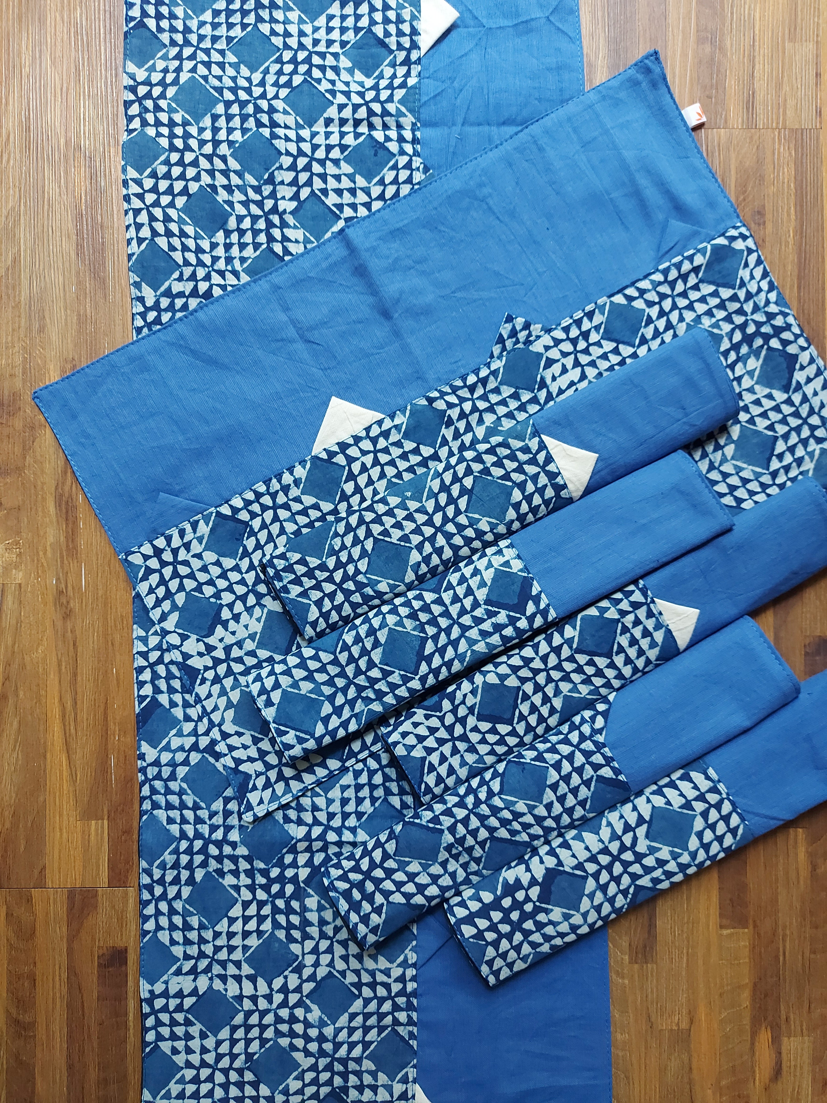 Table Mat & Table Runner Set - Indigo