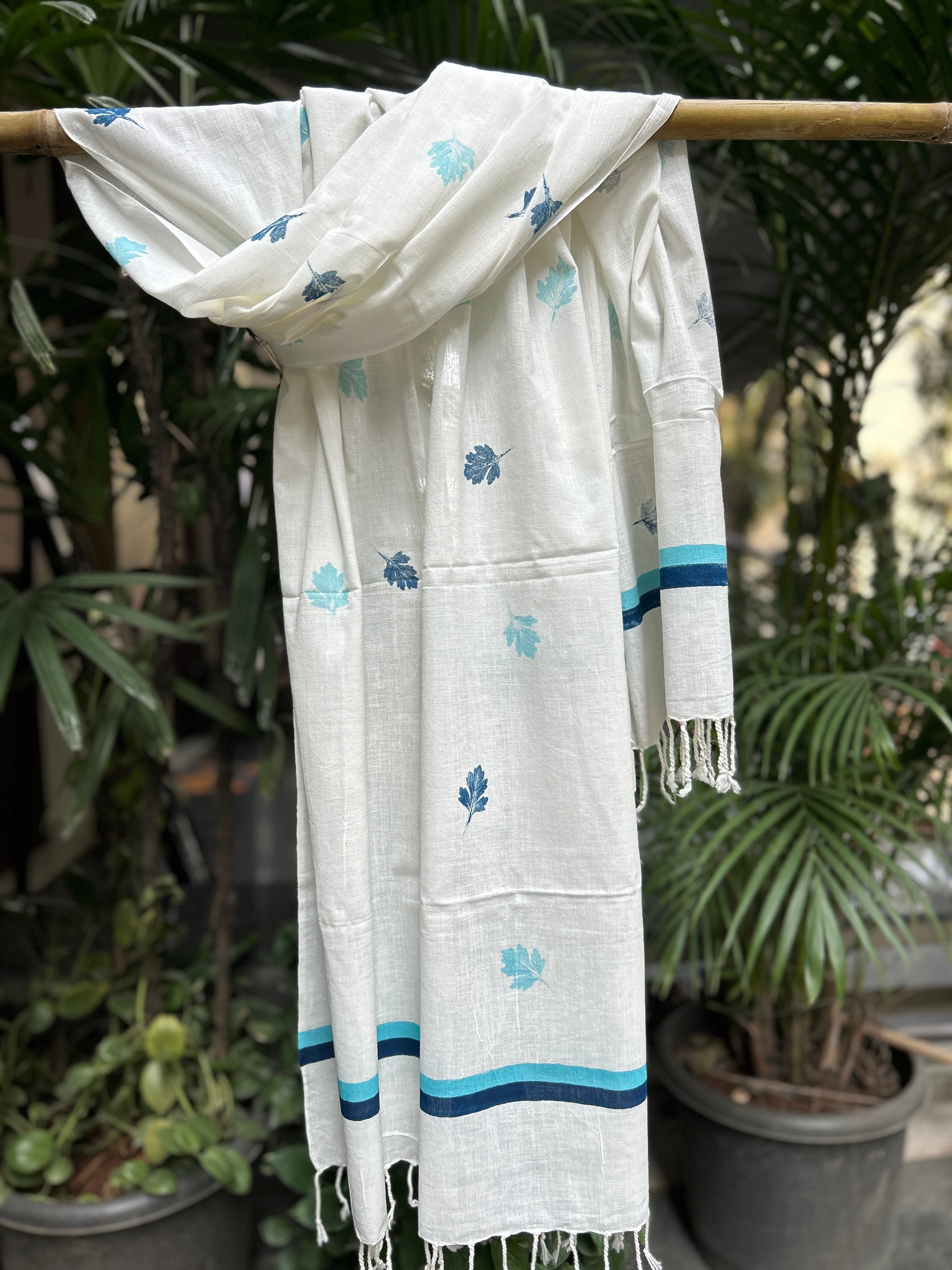 RUI - Organic Cotton Stole - Leaf Print - Blue