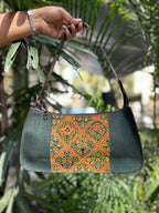 Leather Baguette Bag - Green