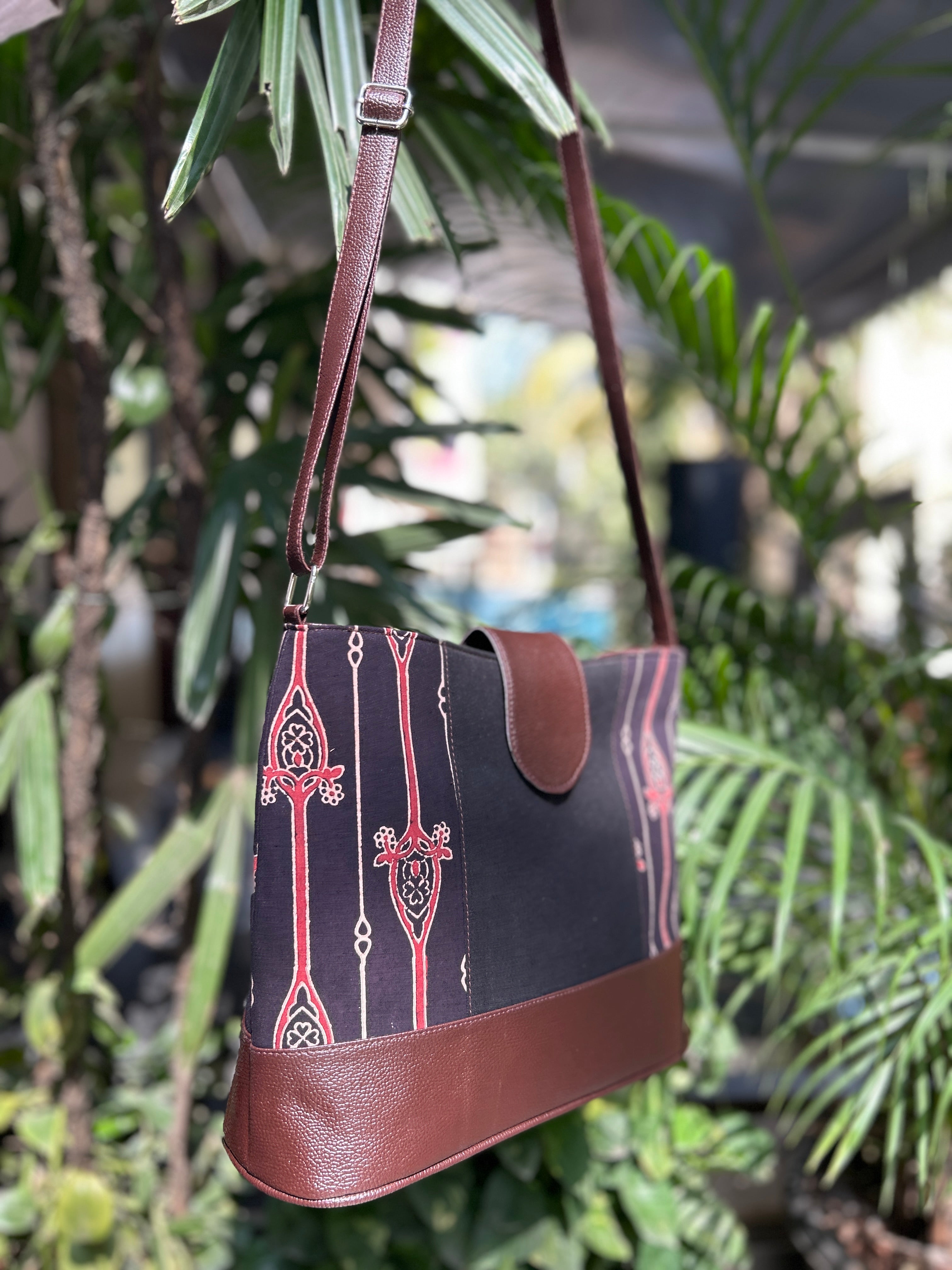 Leather 2 Compartment Bag - Black